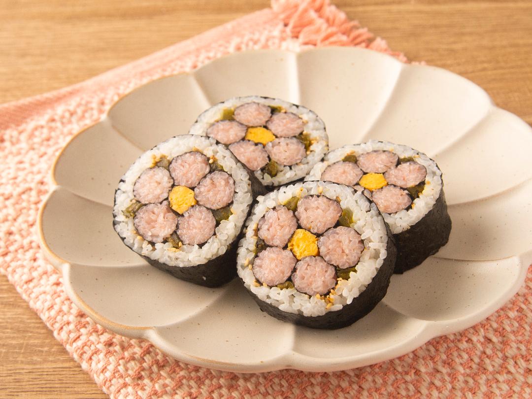 飾り巻き寿司（桃の花）