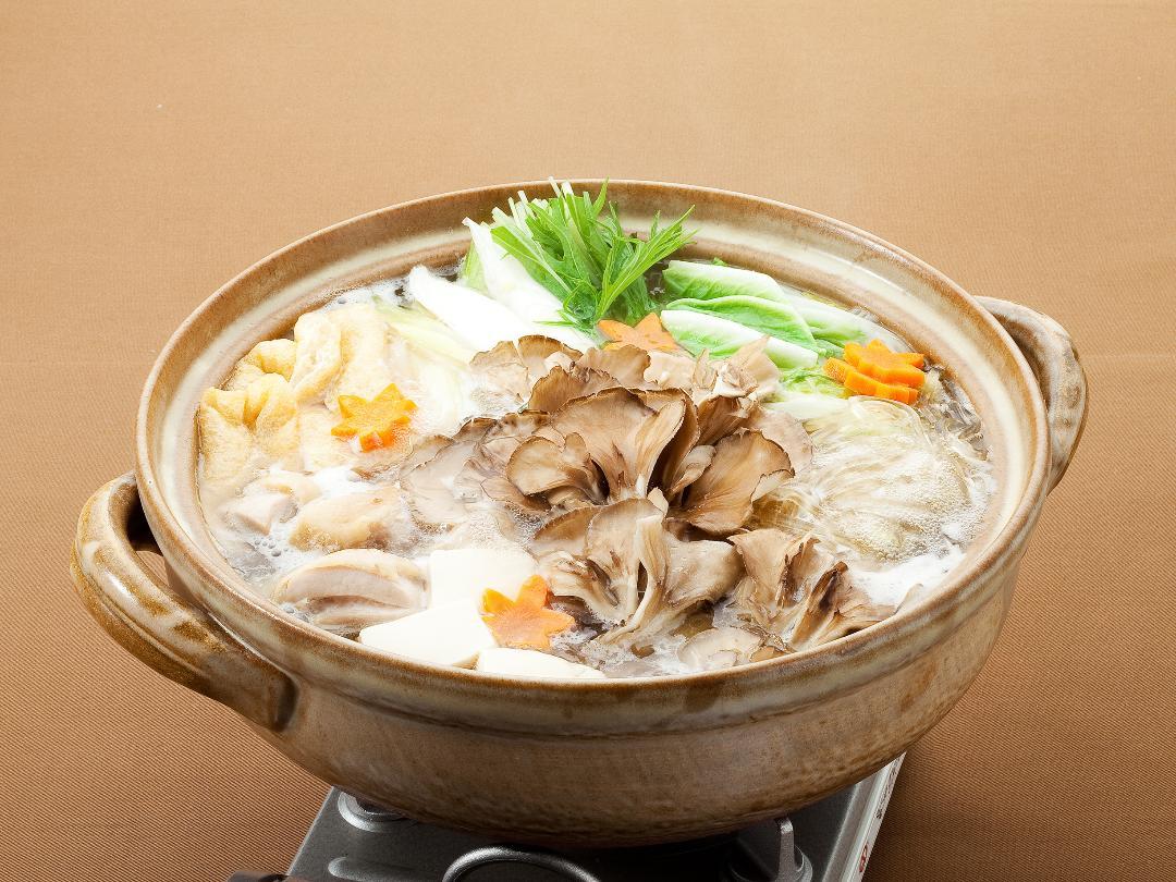 舞茸の地鶏昆布だし鍋