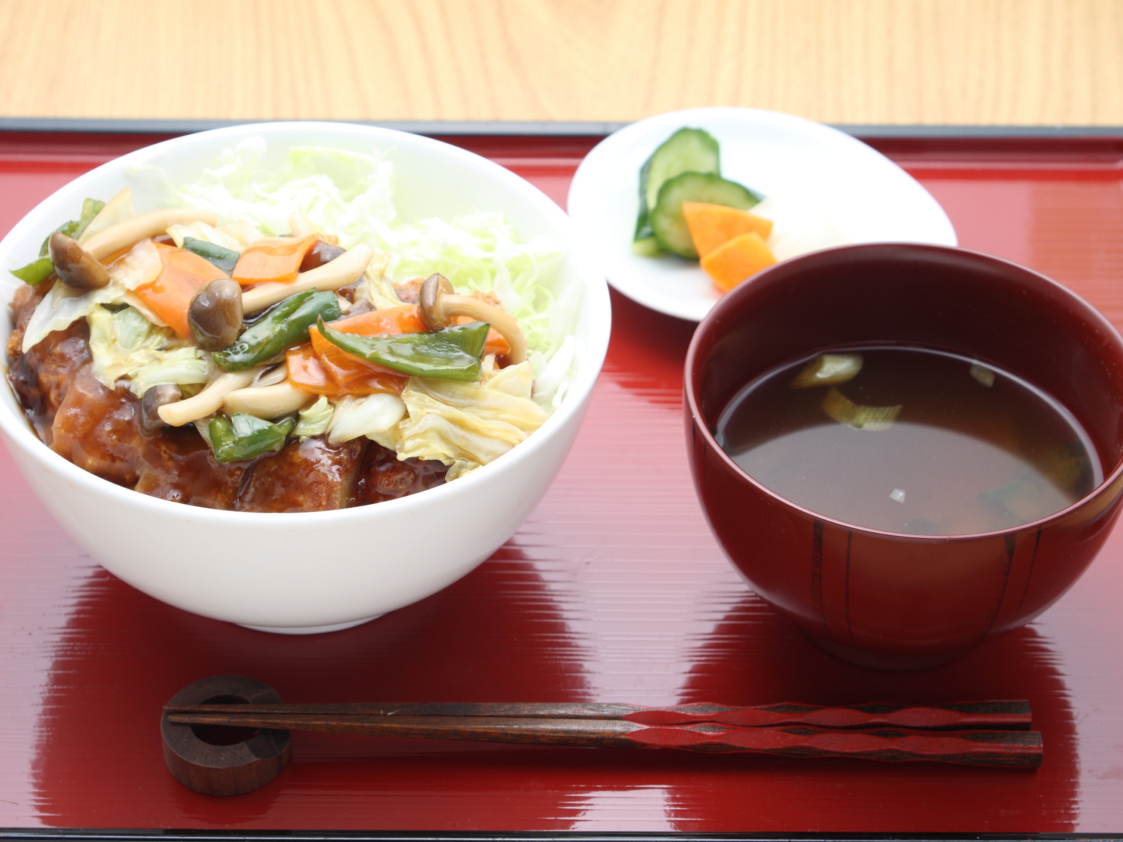 とんかつの野菜甘酢あんかけ丼定食