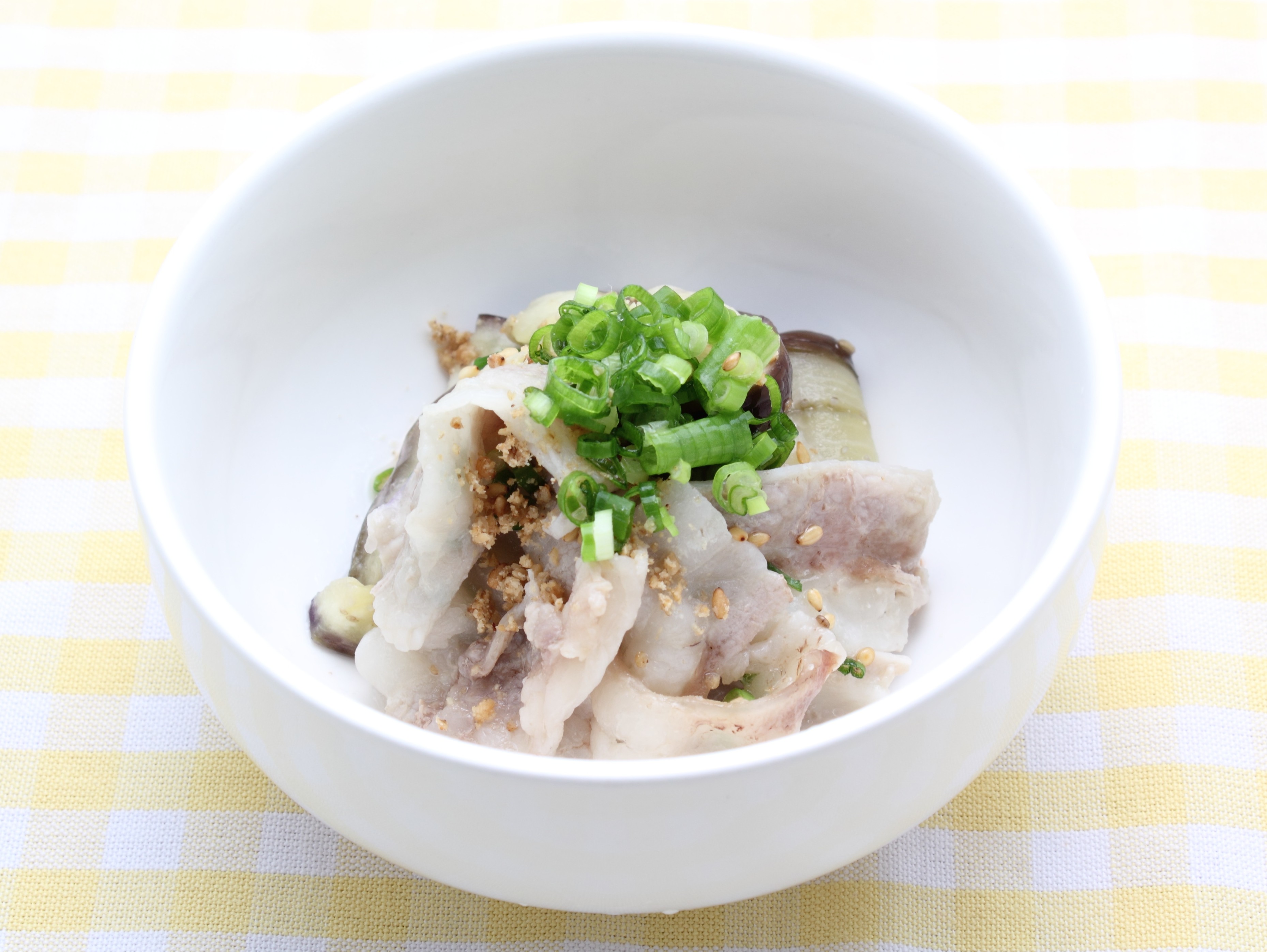 蒸し茄子と豚肉のぽん酢がけ