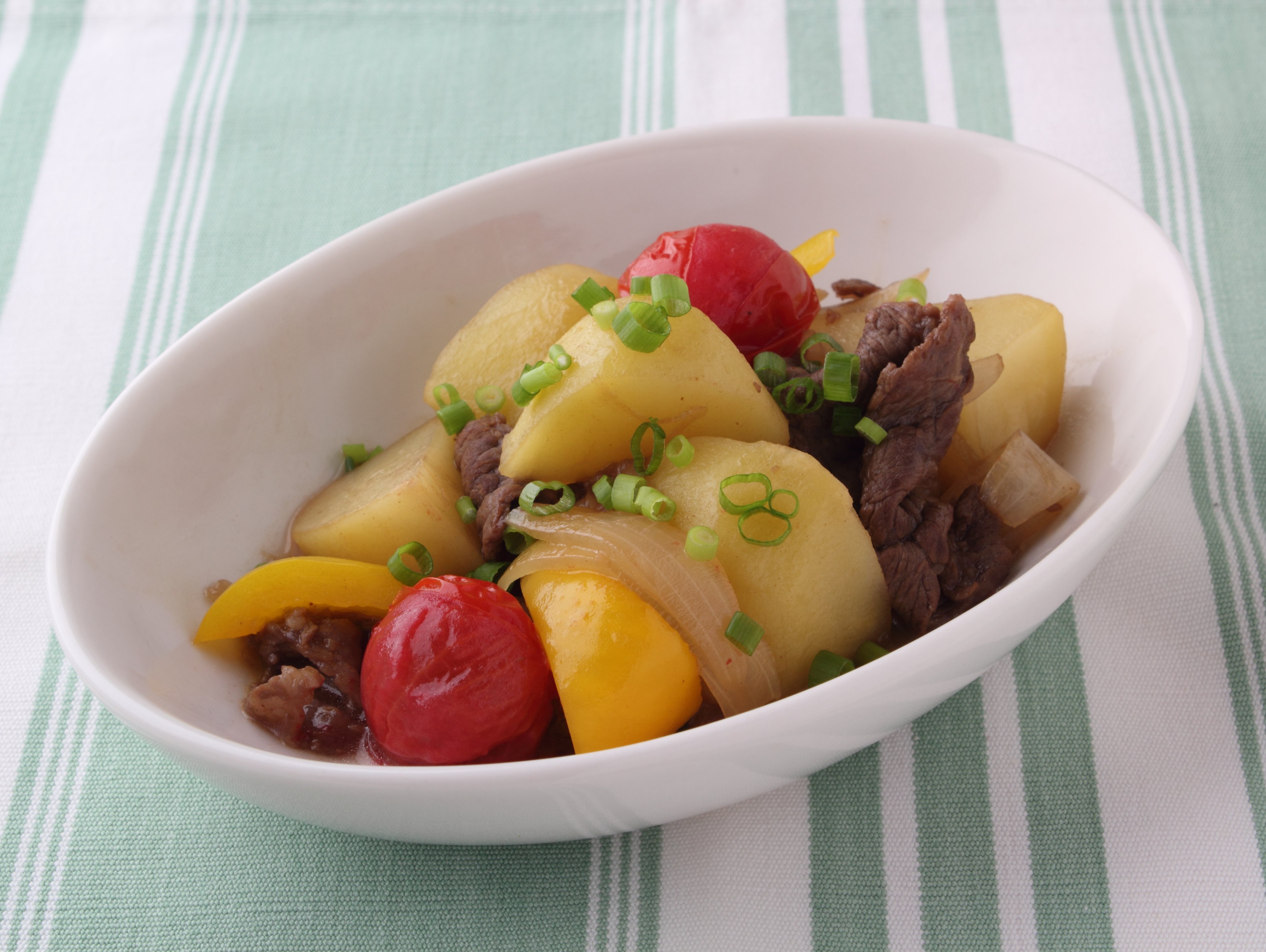 牛肉とじゃがいものさっぱり煮