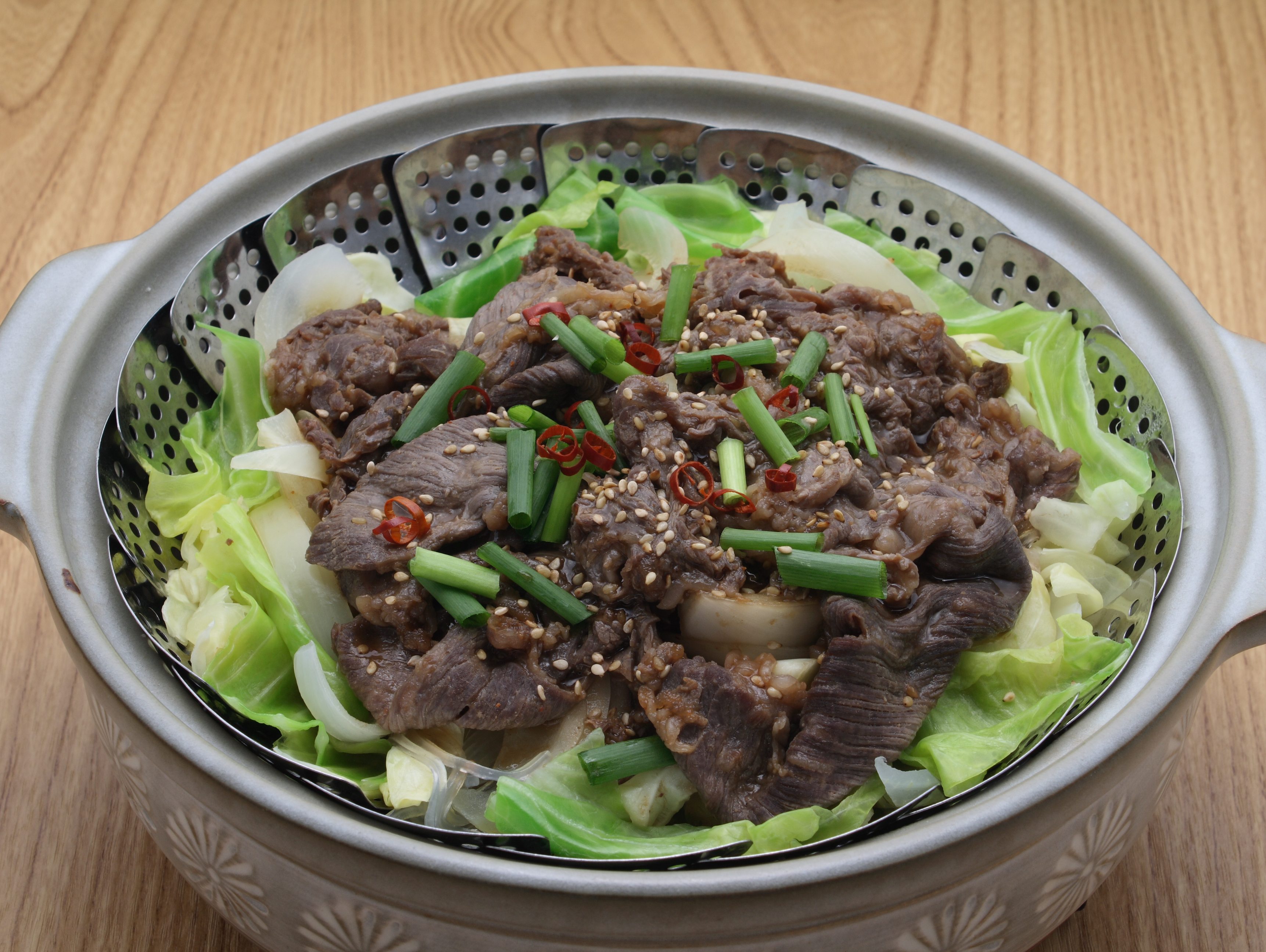 夏の牛パラダイス～牛肉と春雨のピリから蒸し～