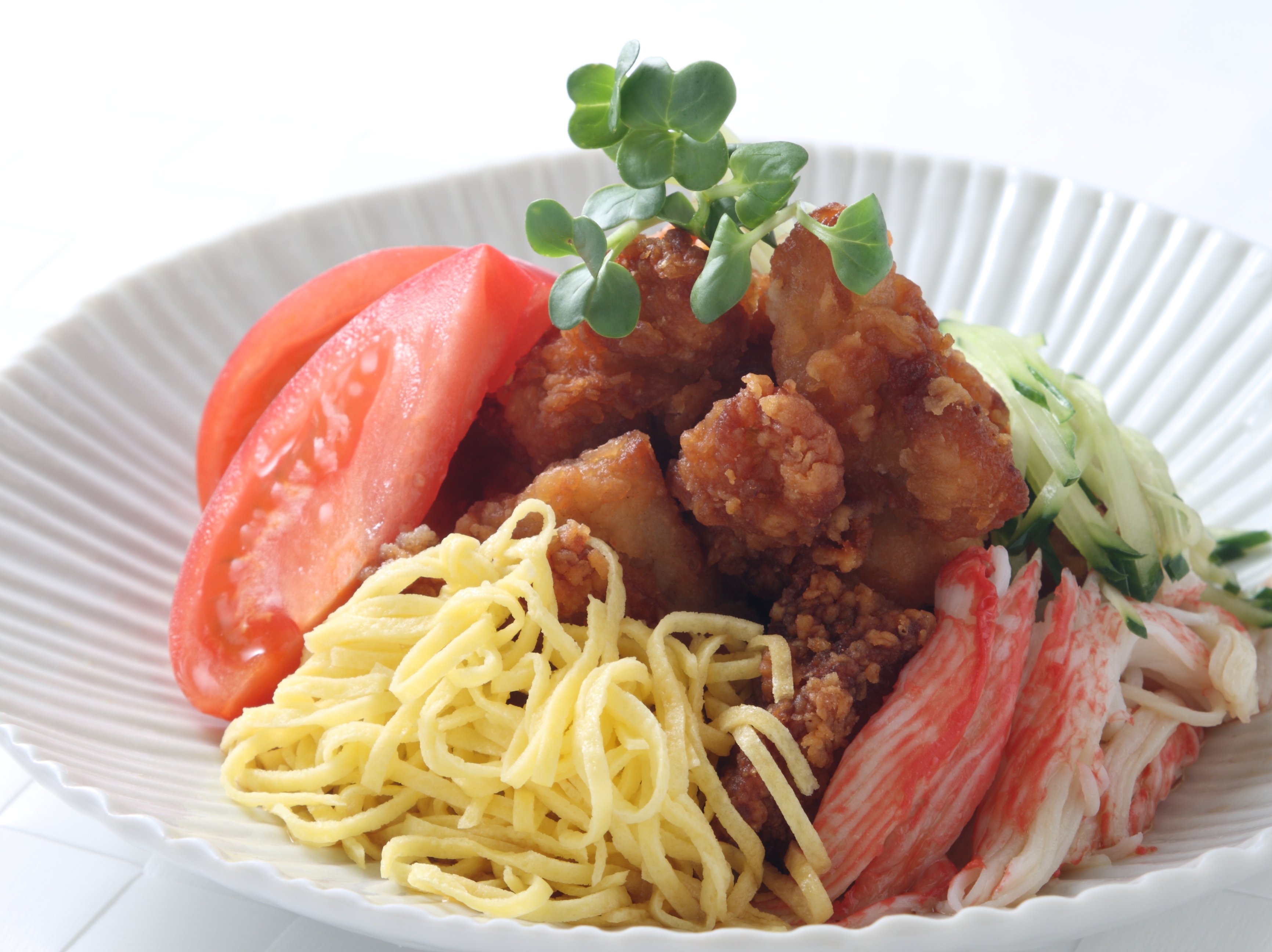 夏の定番。冷やし中からあげ