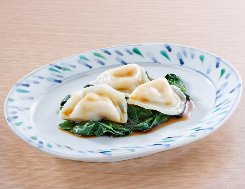 水餃子のモロヘイヤ添え