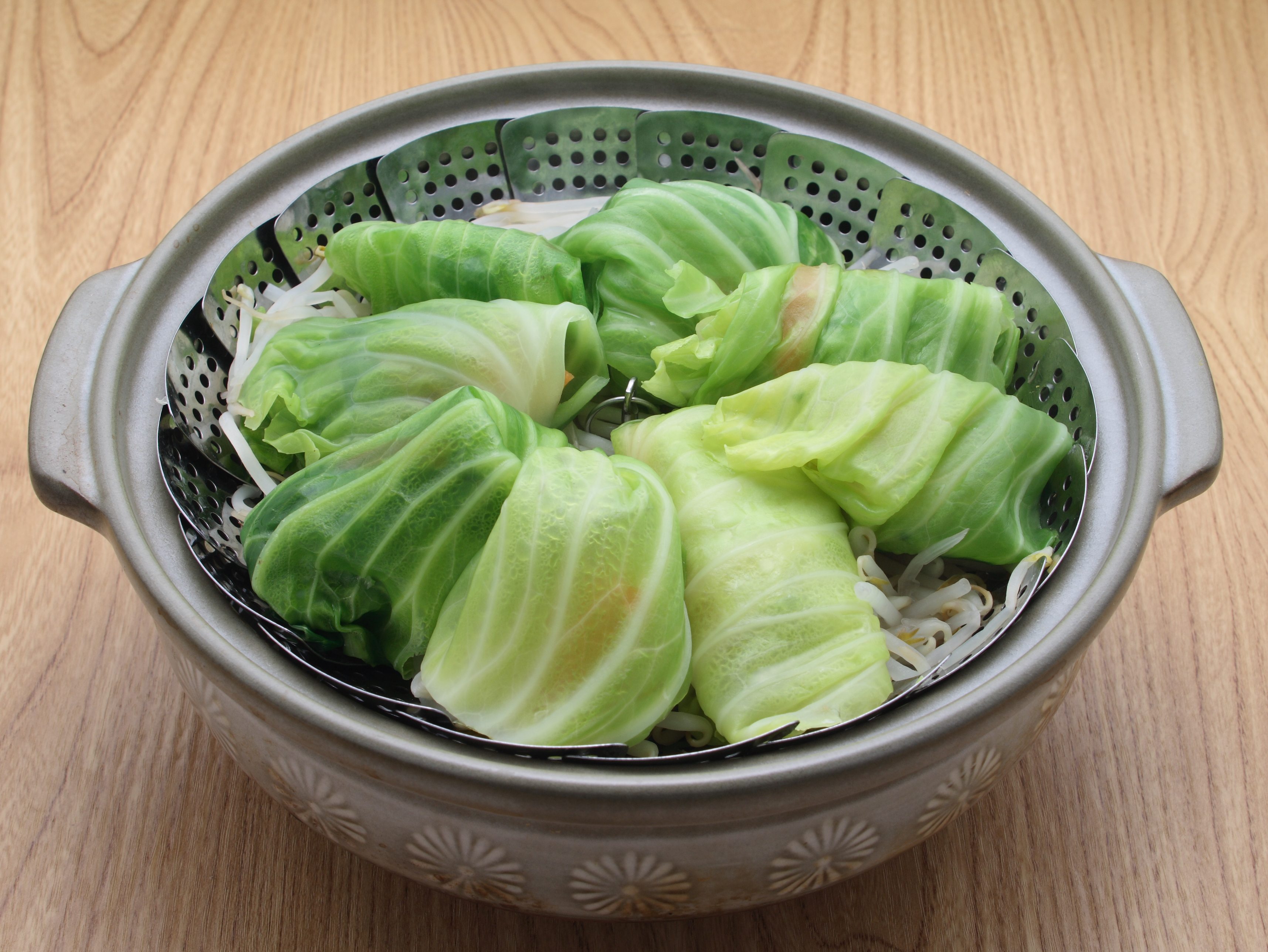 夏のドルマ～餃子のキャベツ巻き蒸し～