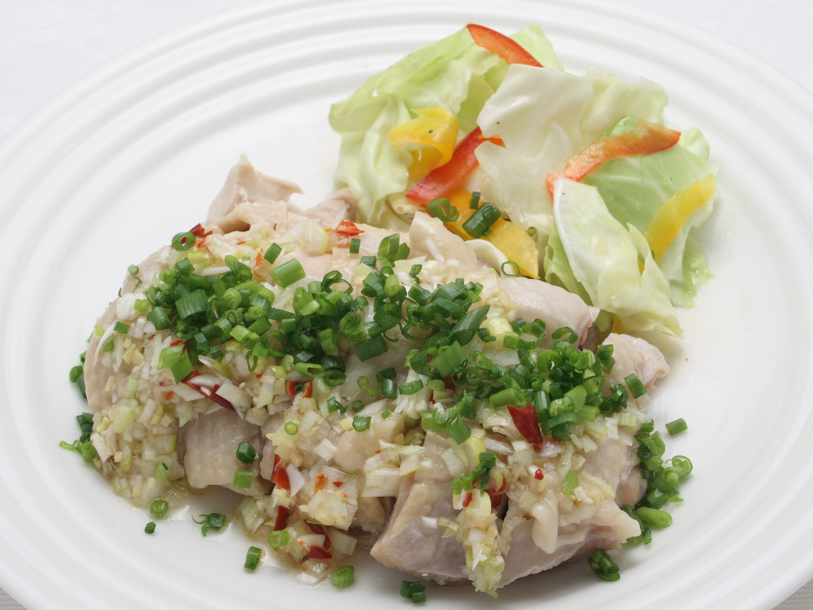鶏肉のねぎソース　キャベツの浅漬け風サラダ添え
