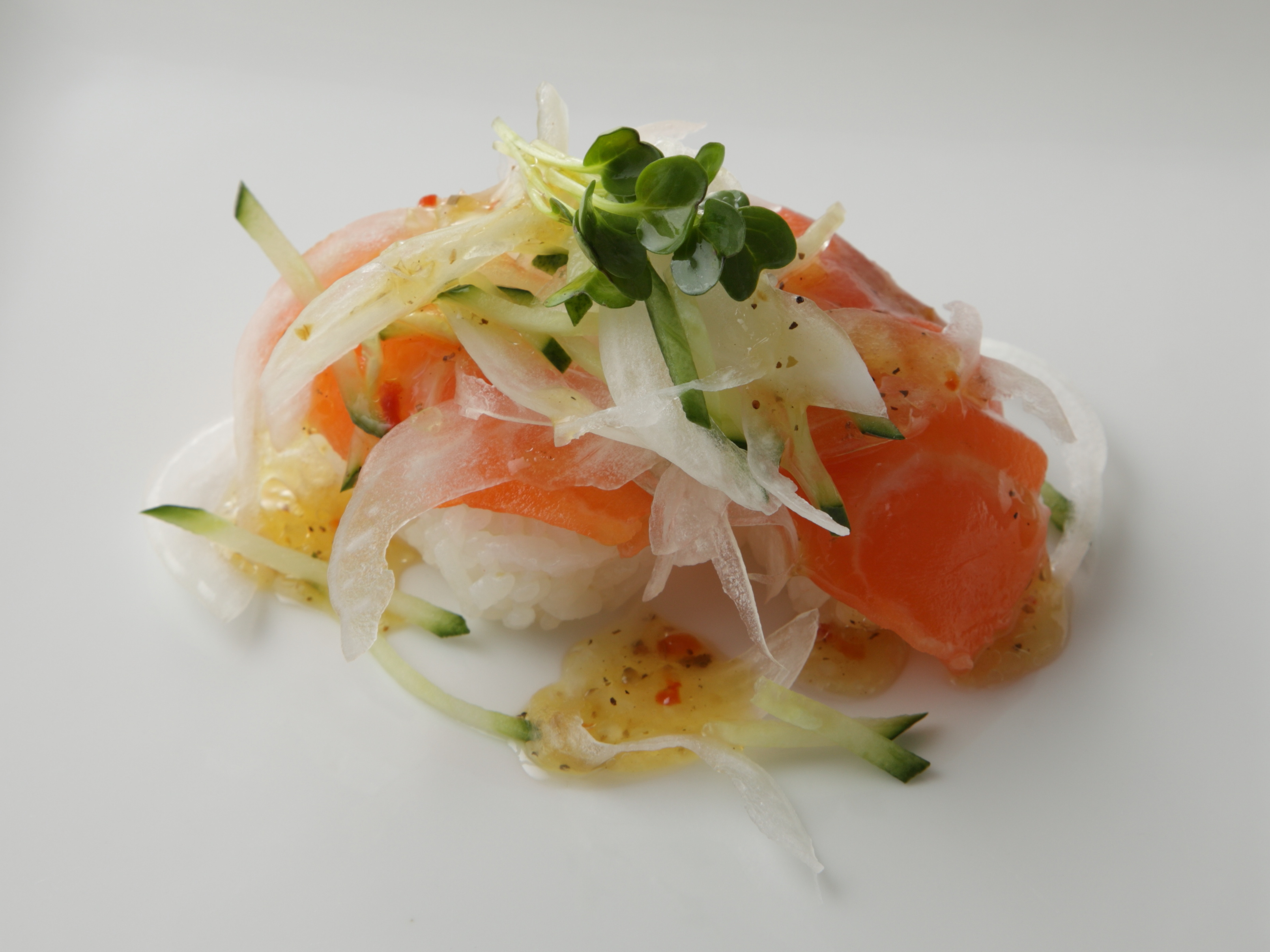 サーモンサラダ