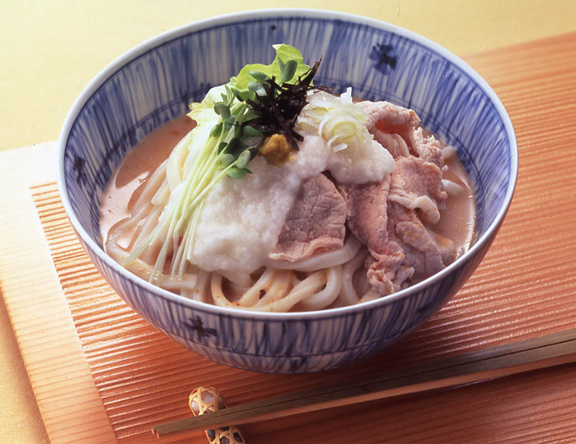 しゃぶしゃぶ豚ととろろのごまだれうどん