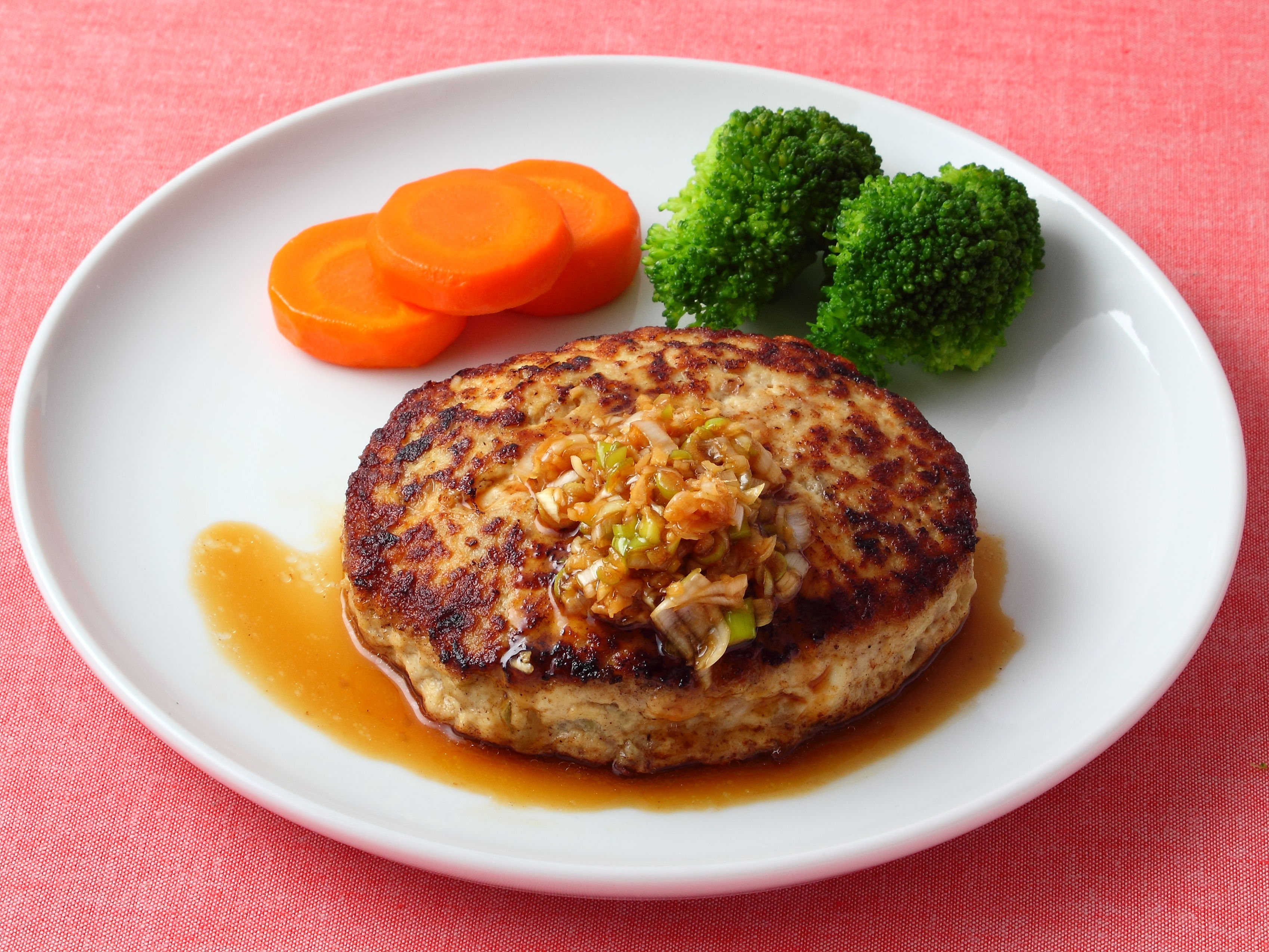 豆腐ハンバーグ　薬味ソース　（穀物酢使用）