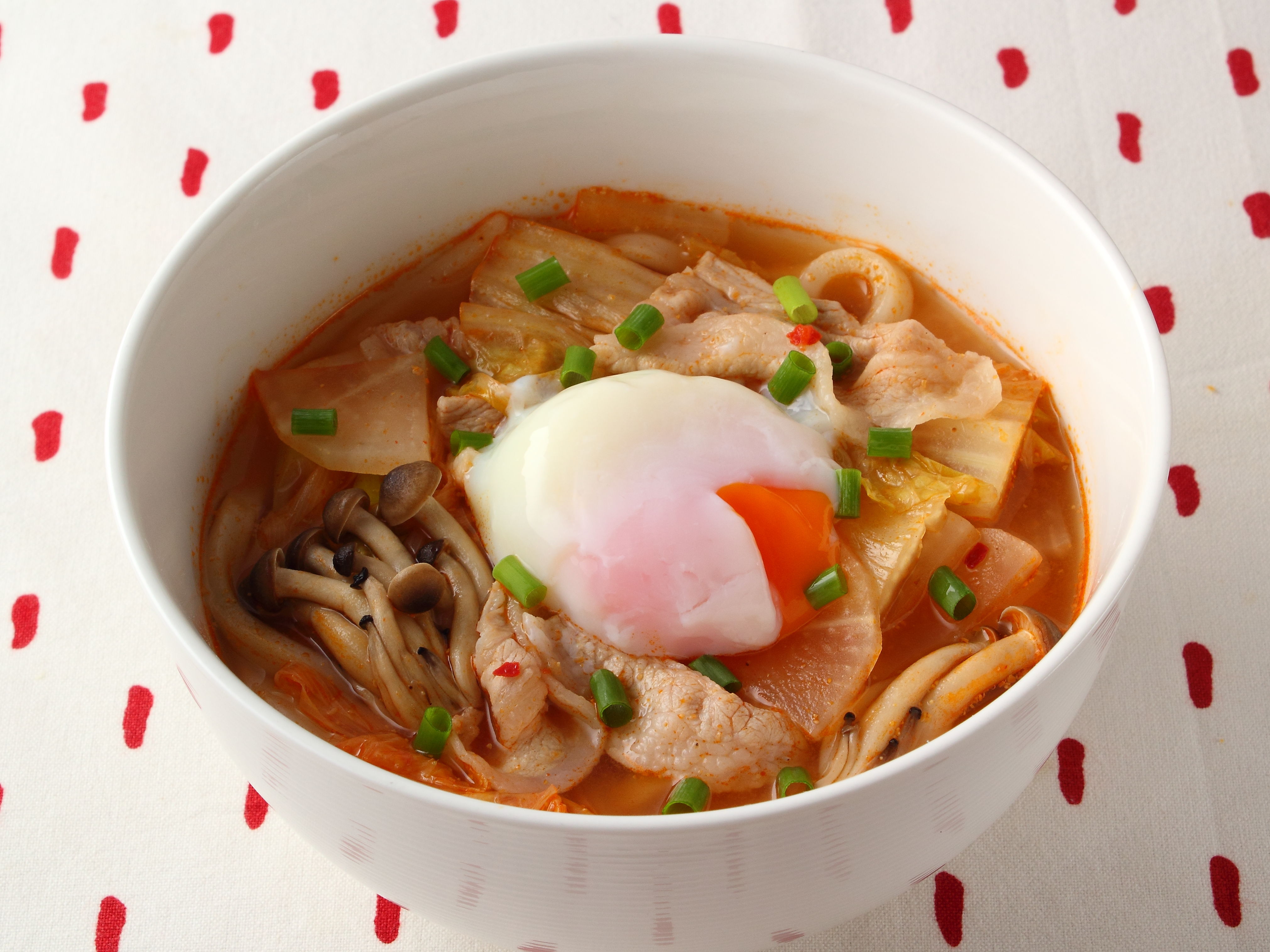 豚バラ肉と白菜のチゲうどん