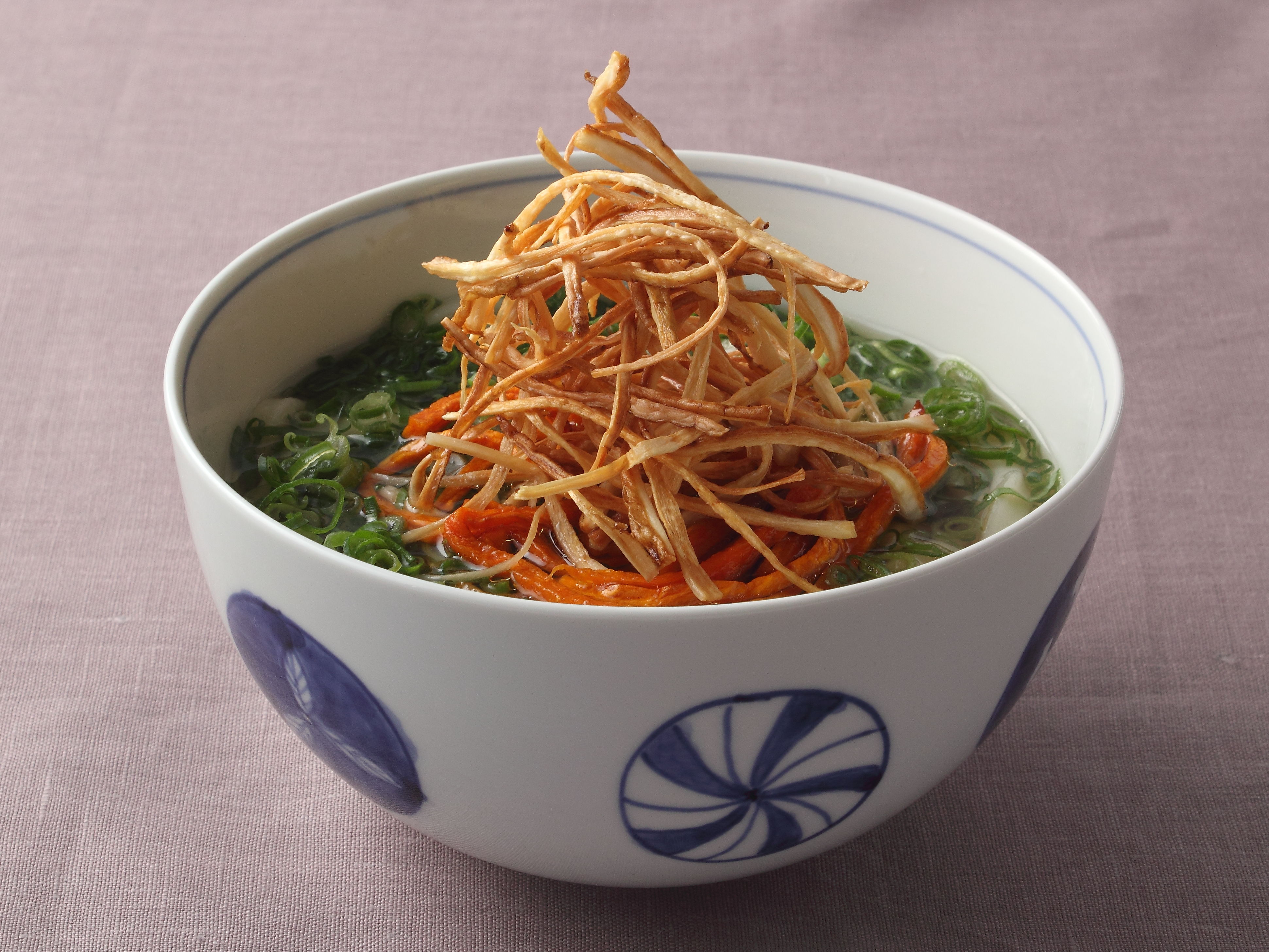 パリパリ揚げごぼうのおうどん