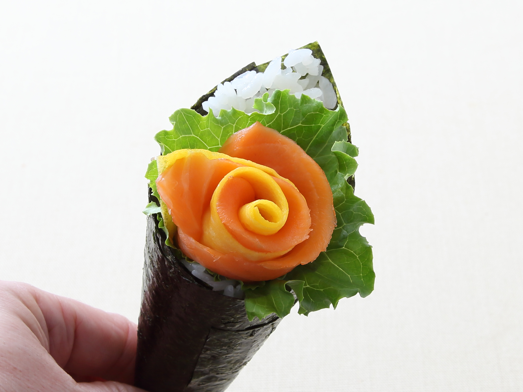 想い伝える手巻き寿司（花束サーモン）のレシピ・作り方