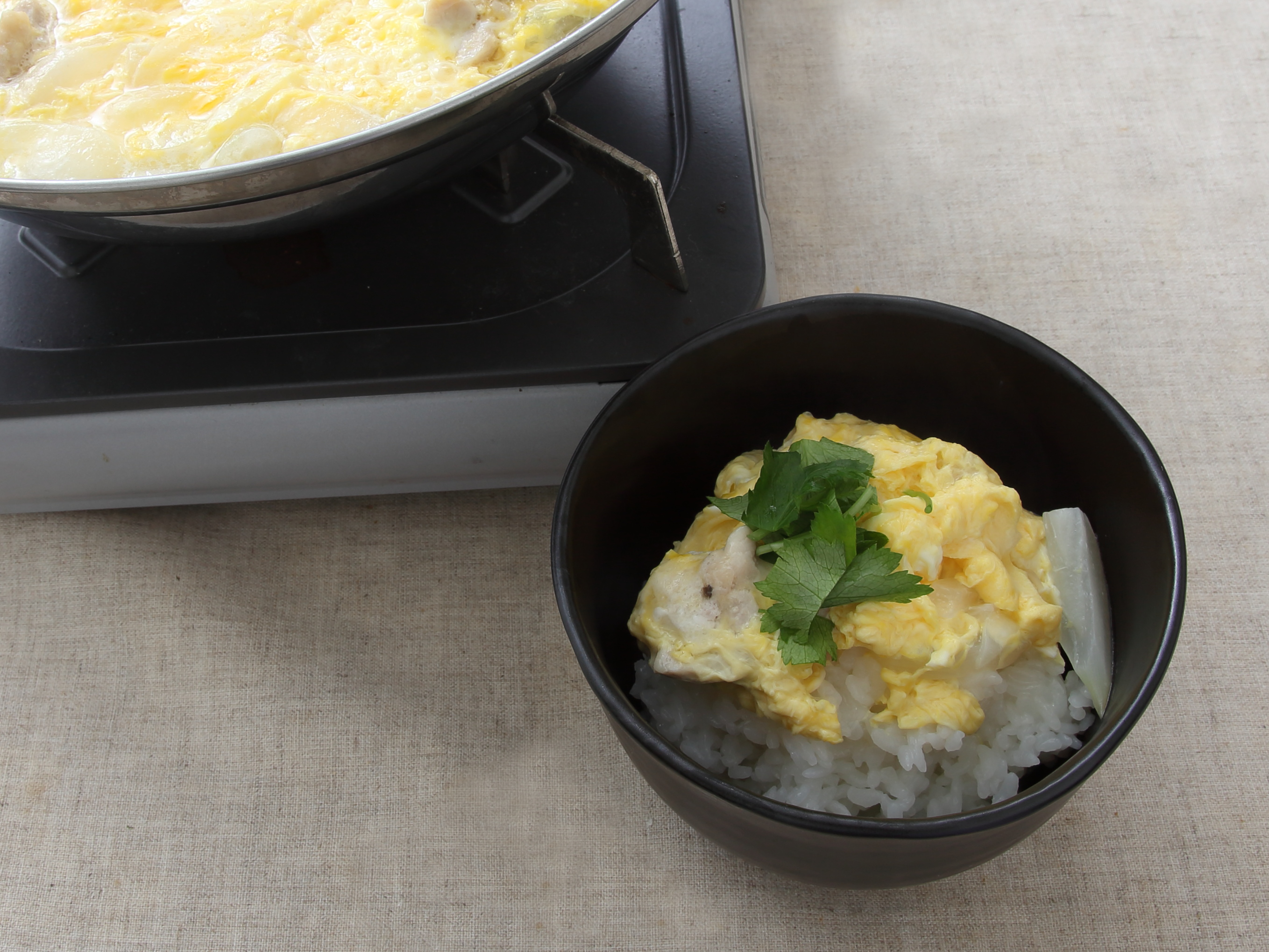 【〆チェン】鶏白湯の親子丼