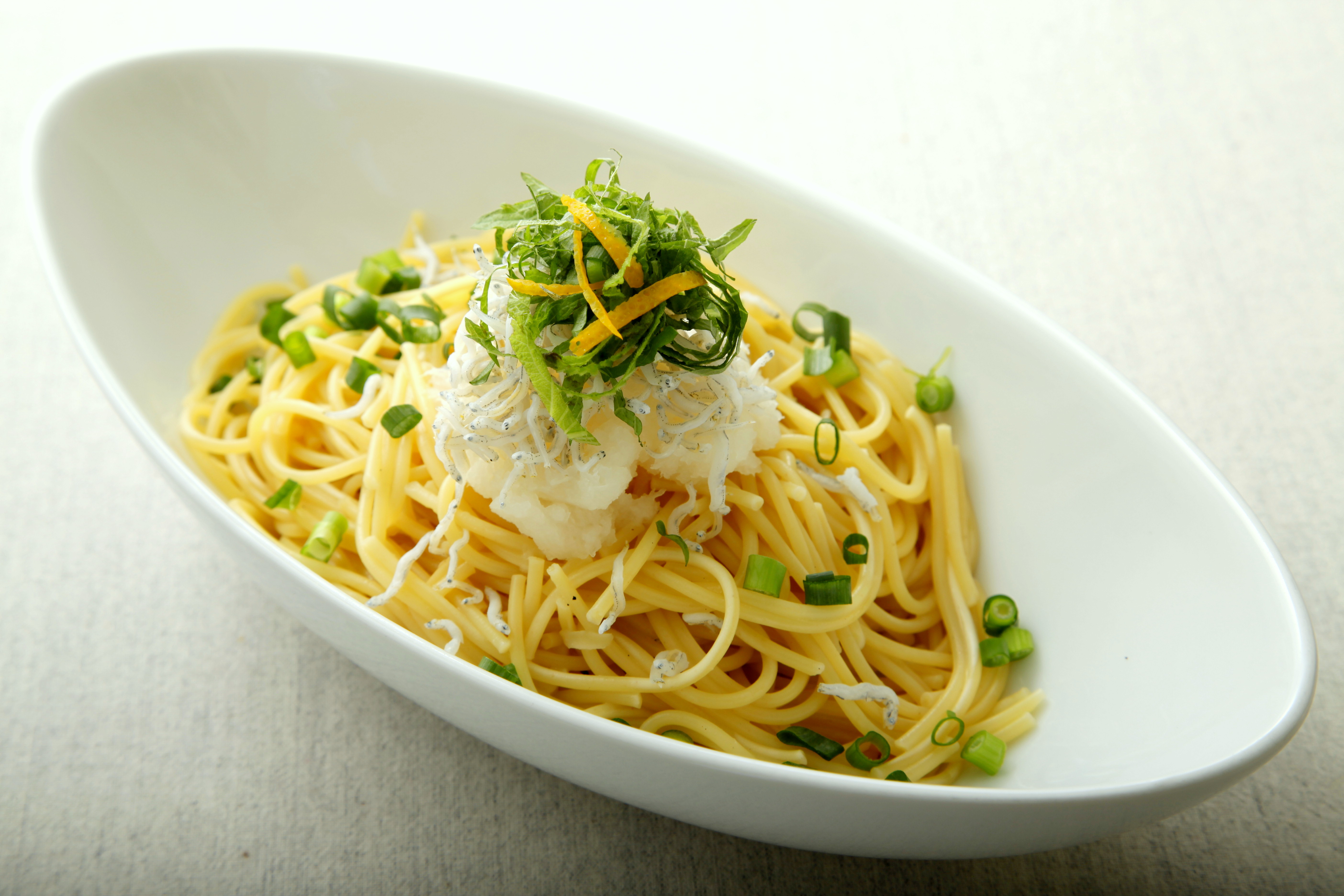 しらすおろしの冷製あごだしパスタ