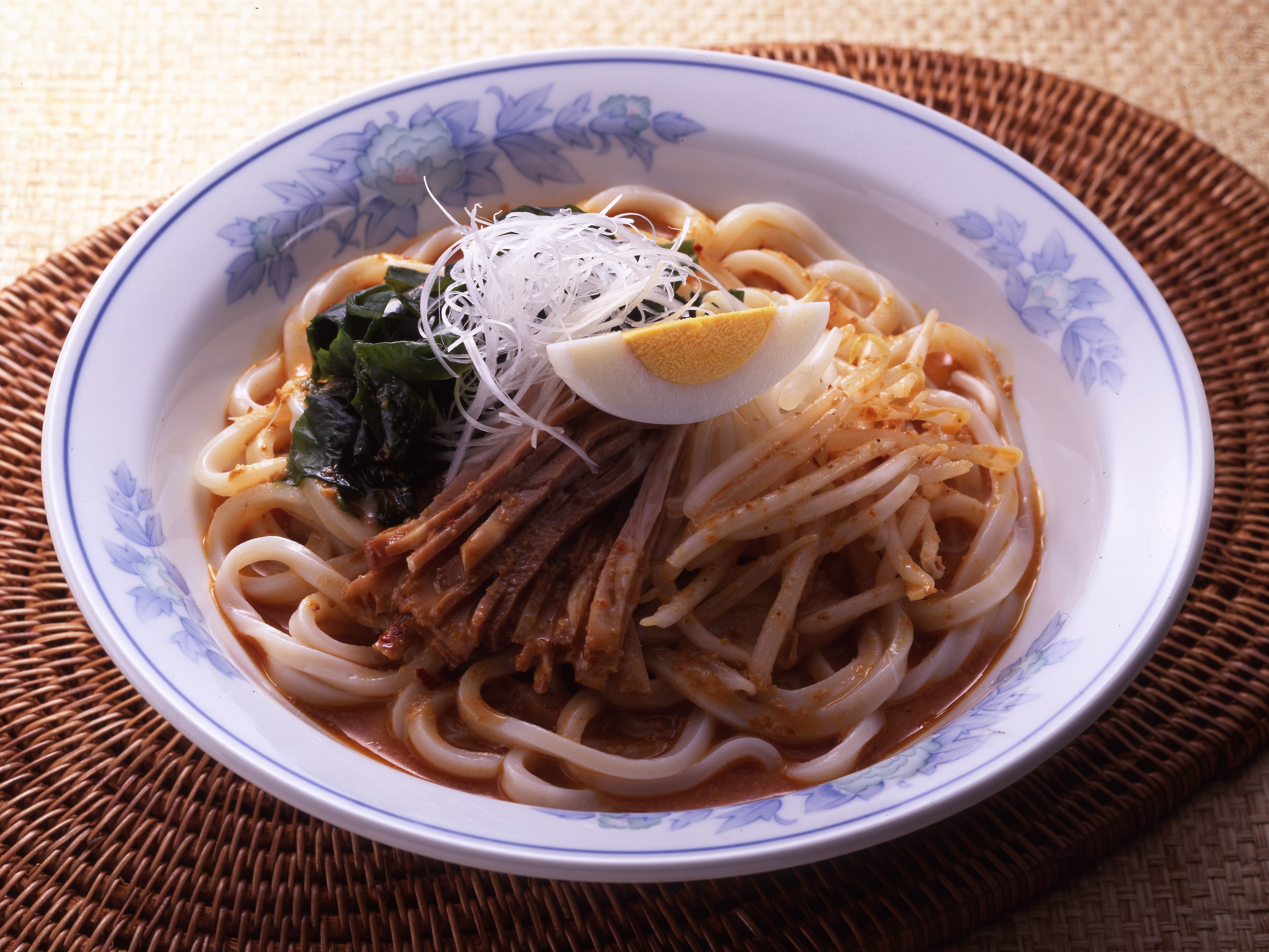 冷やし担々うどん