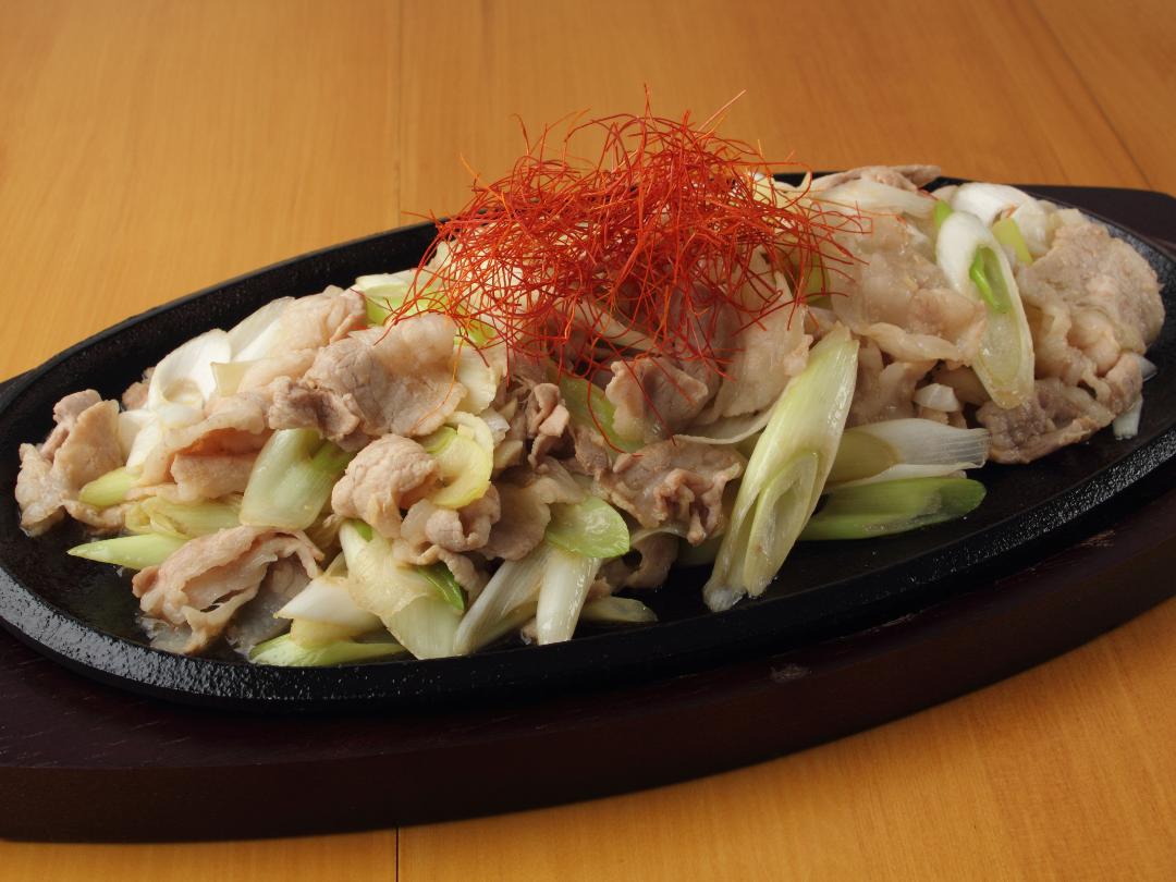 豚肉と長ねぎの濃旨（こいうま）醤油炒め