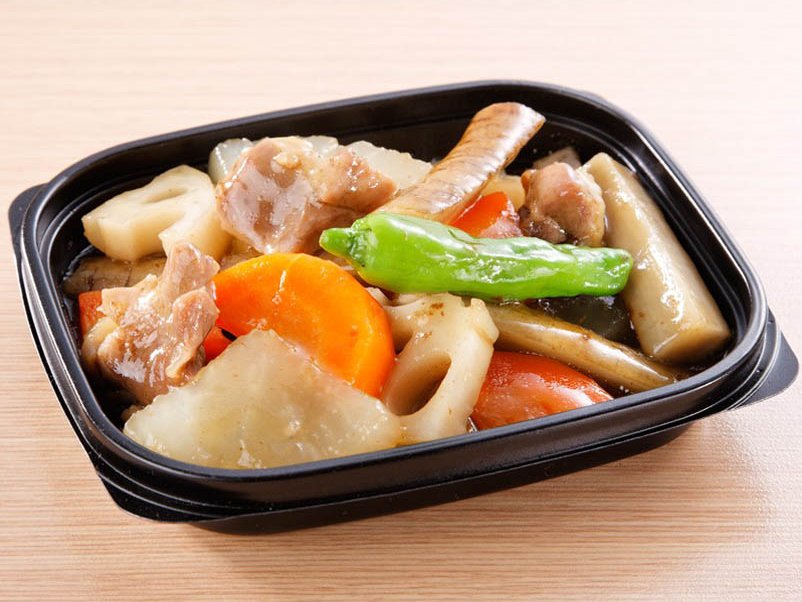 鶏肉と根菜の炊き合わせ