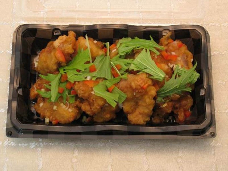 揚げ鶏の香菜南蛮漬け