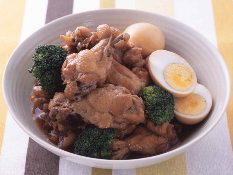 穀物酢とつゆで作る鶏のさっぱり煮