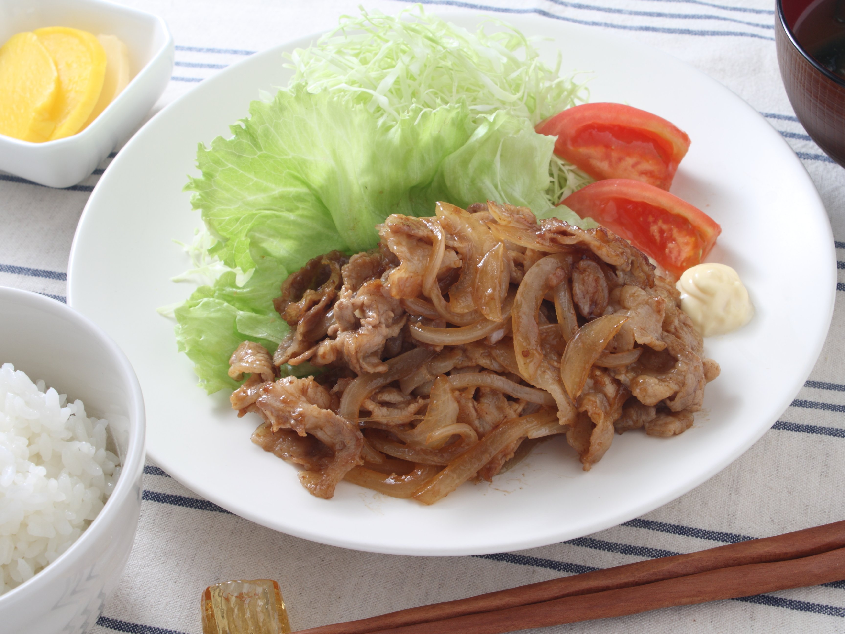 黒酢香る生姜焼き定食