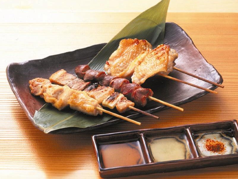 焼き鶏を２種類のぽん酢で