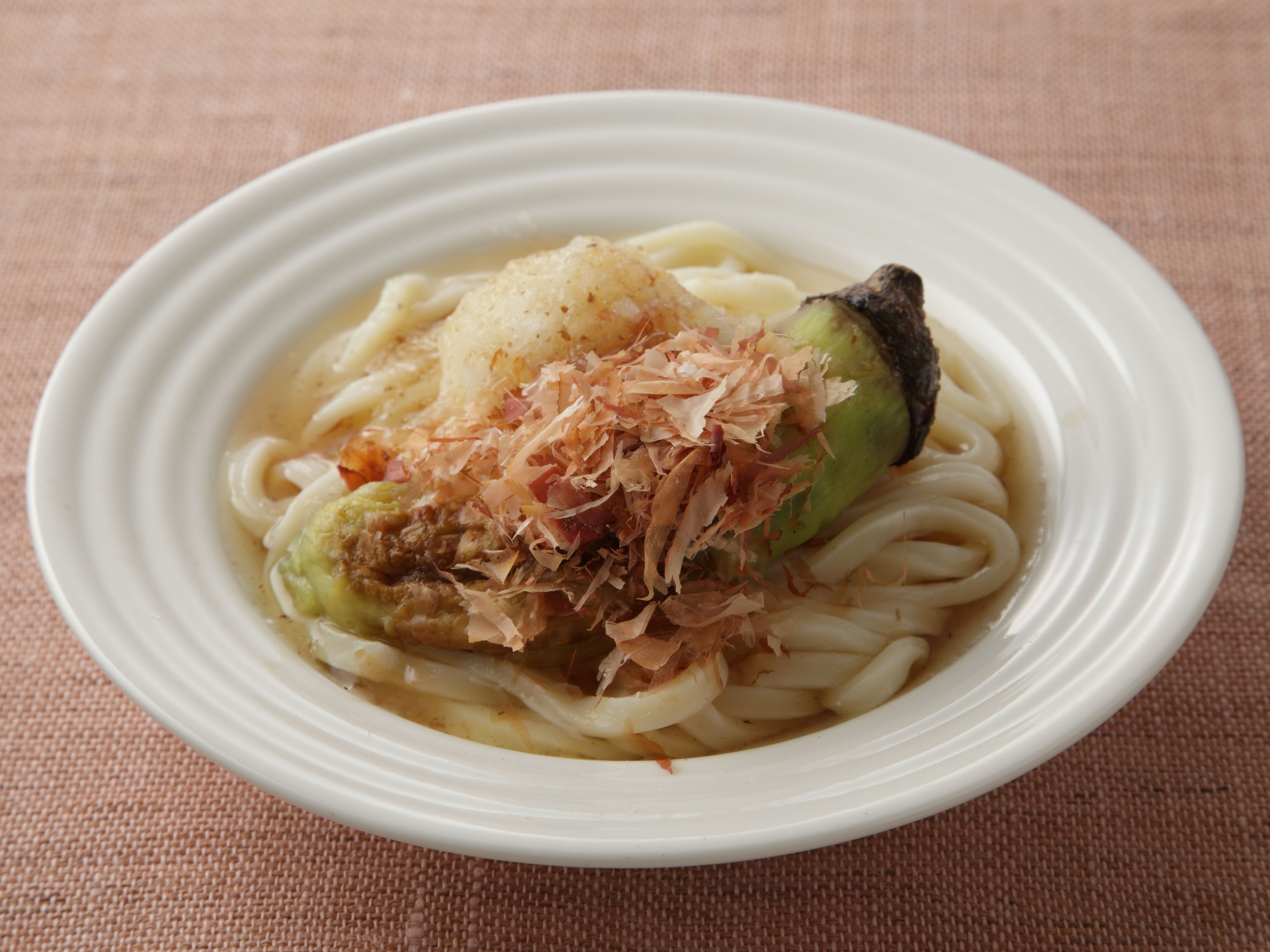 焼きなすの梅かつおうどん