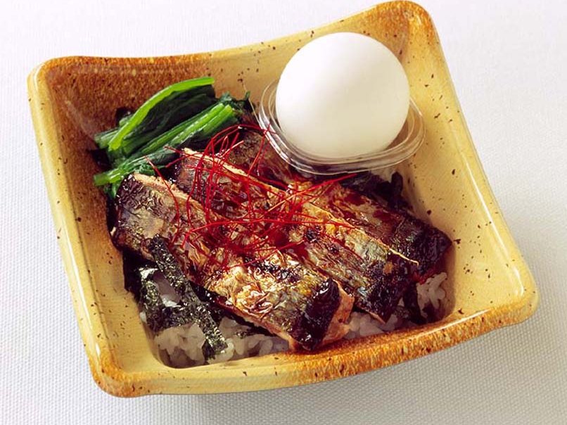 秋刀魚の蒲焼丼