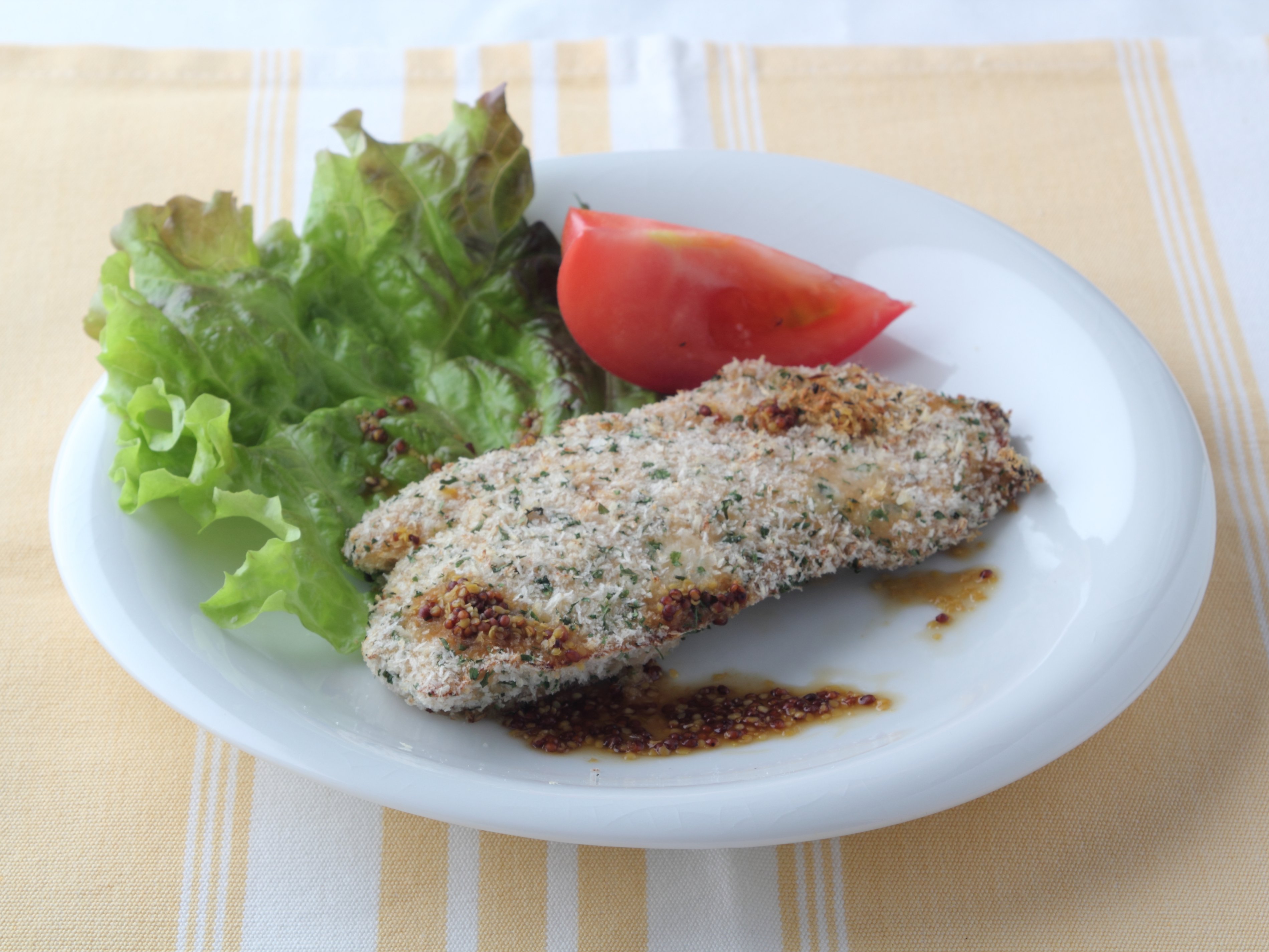 鶏むね肉のパン粉焼き