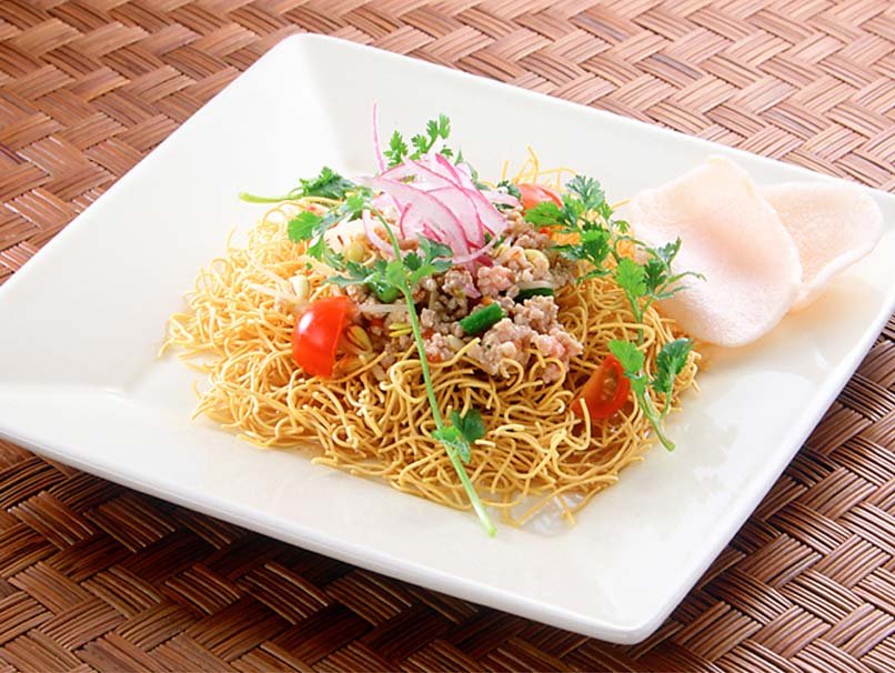 エスニック風スイートかた焼きそば