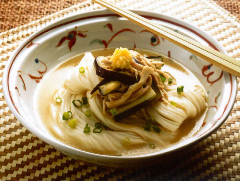 なすと蒸し鶏のごまだれ麺