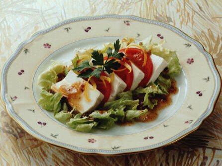 豆腐サラダ
