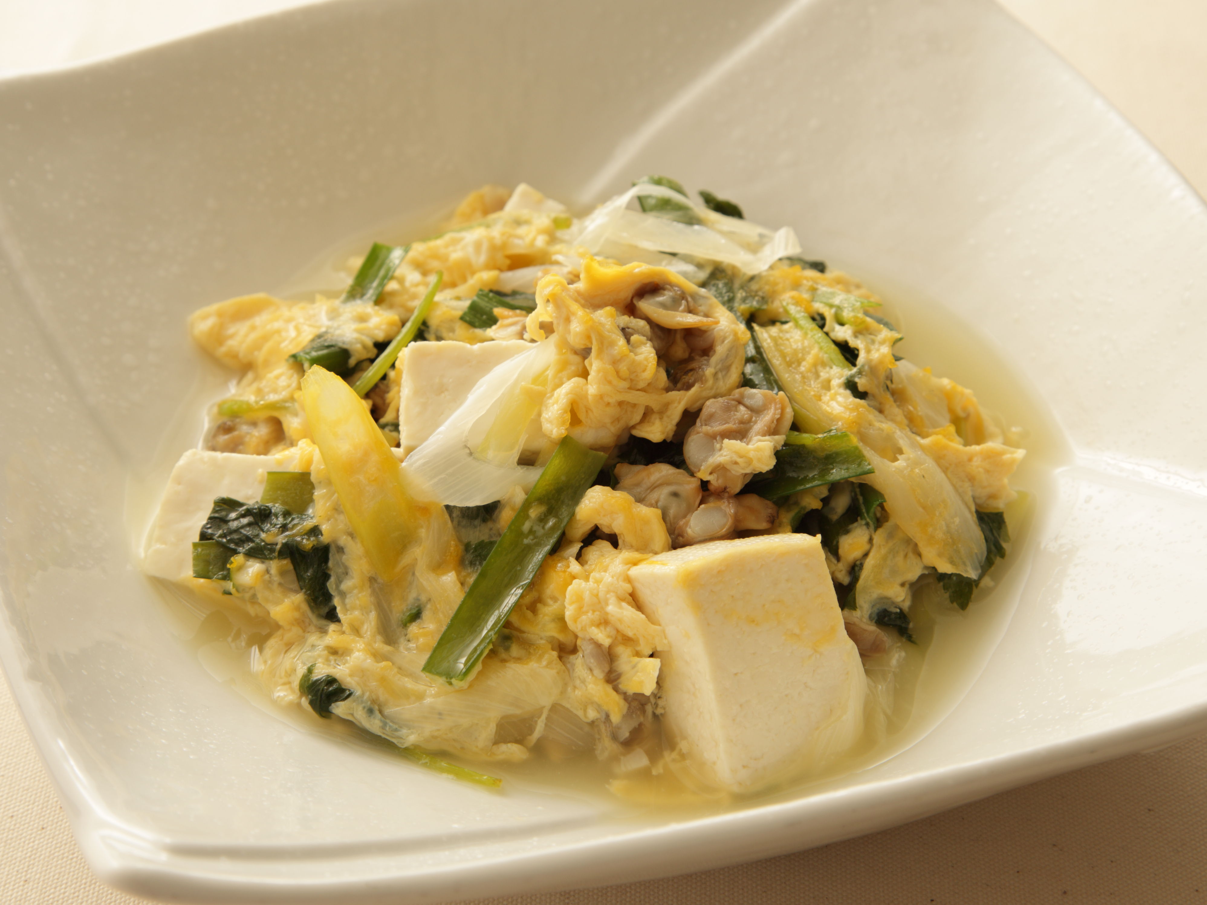 豆腐とあさりの卵とじ