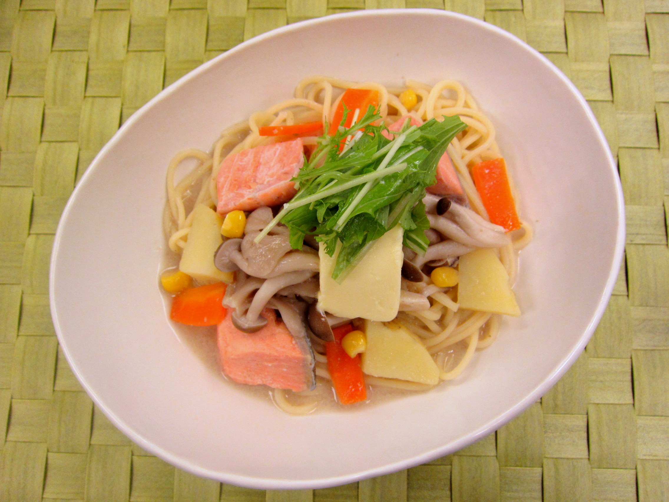 石狩鍋風ごま豆乳パスタ