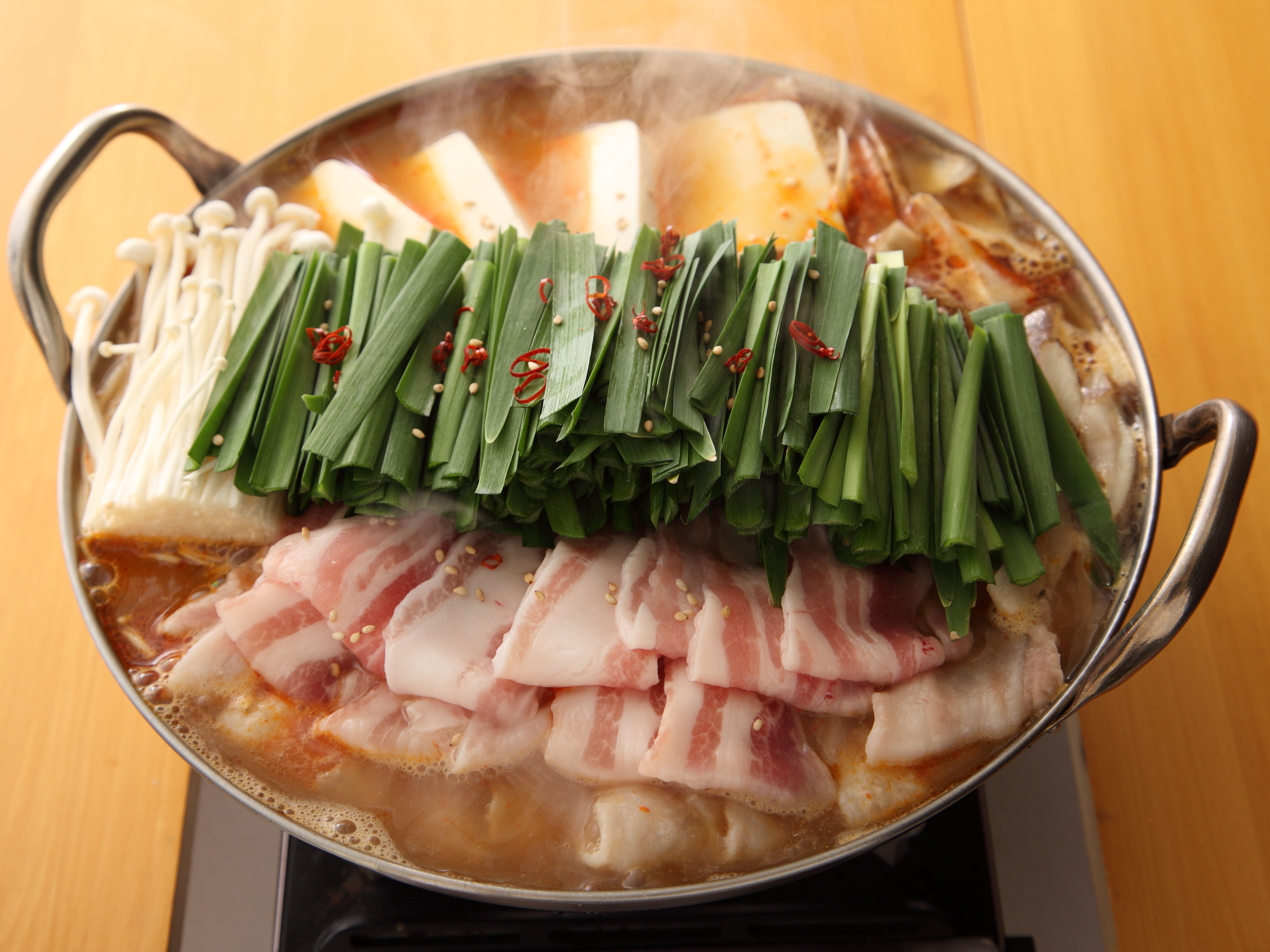 豚バラとニラの味噌鍋