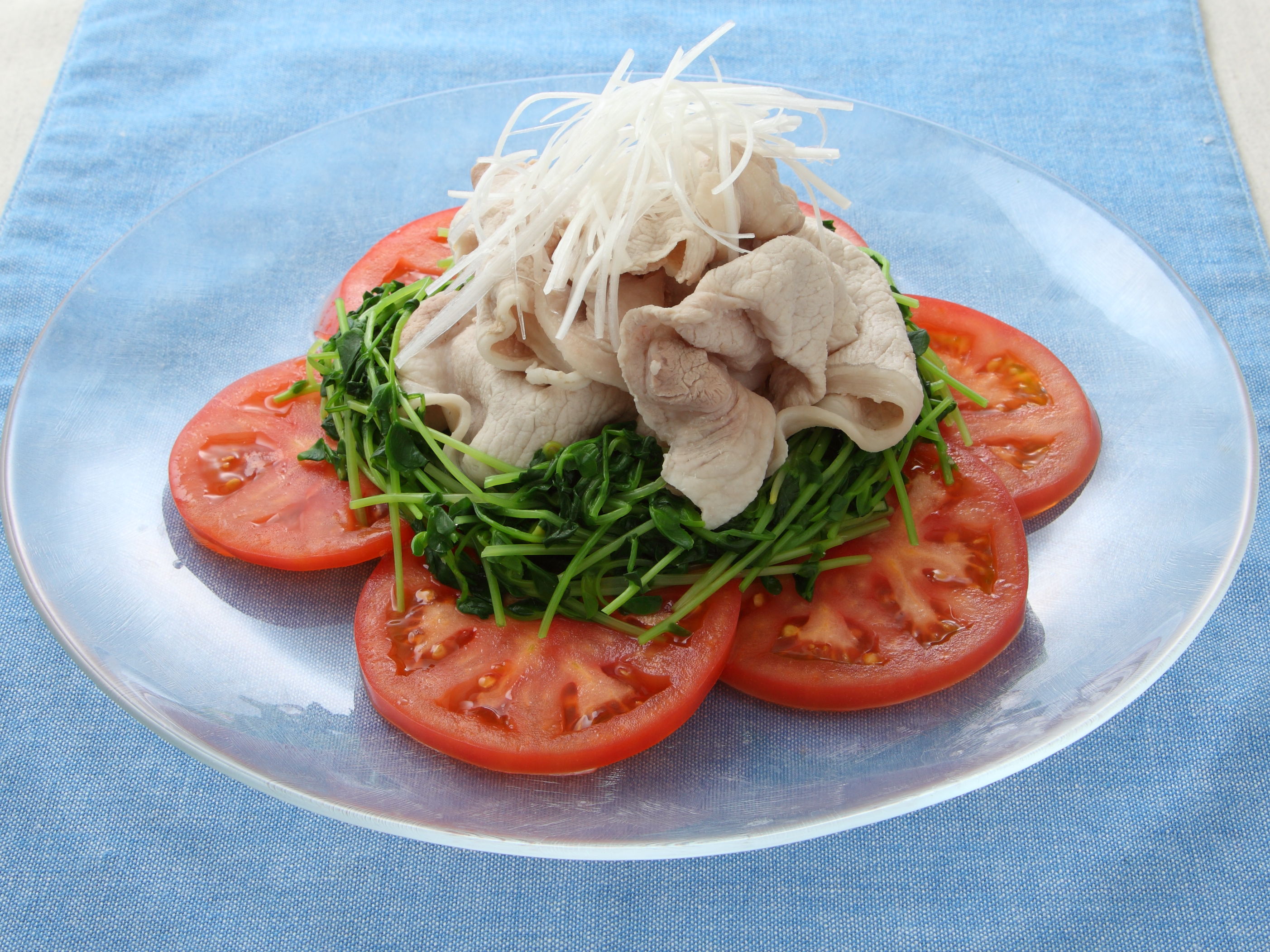  トマトと豆苗の冷しゃぶ