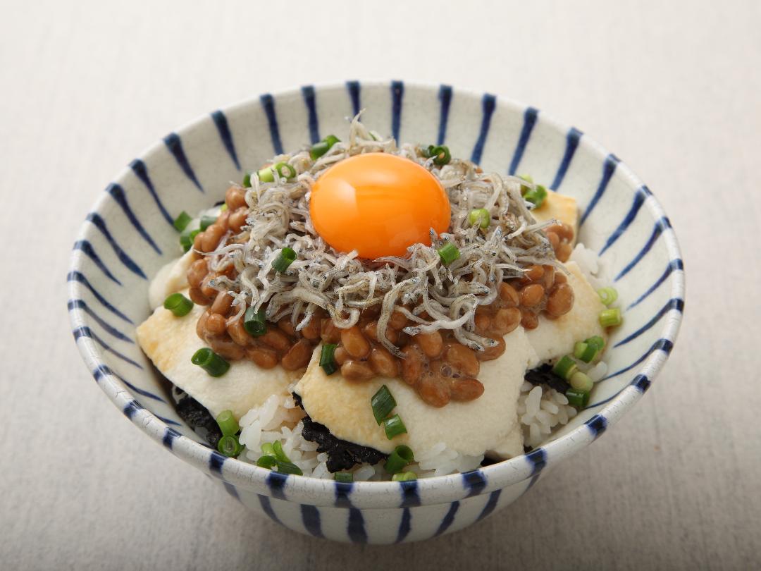 じゃこ納豆豆腐丼