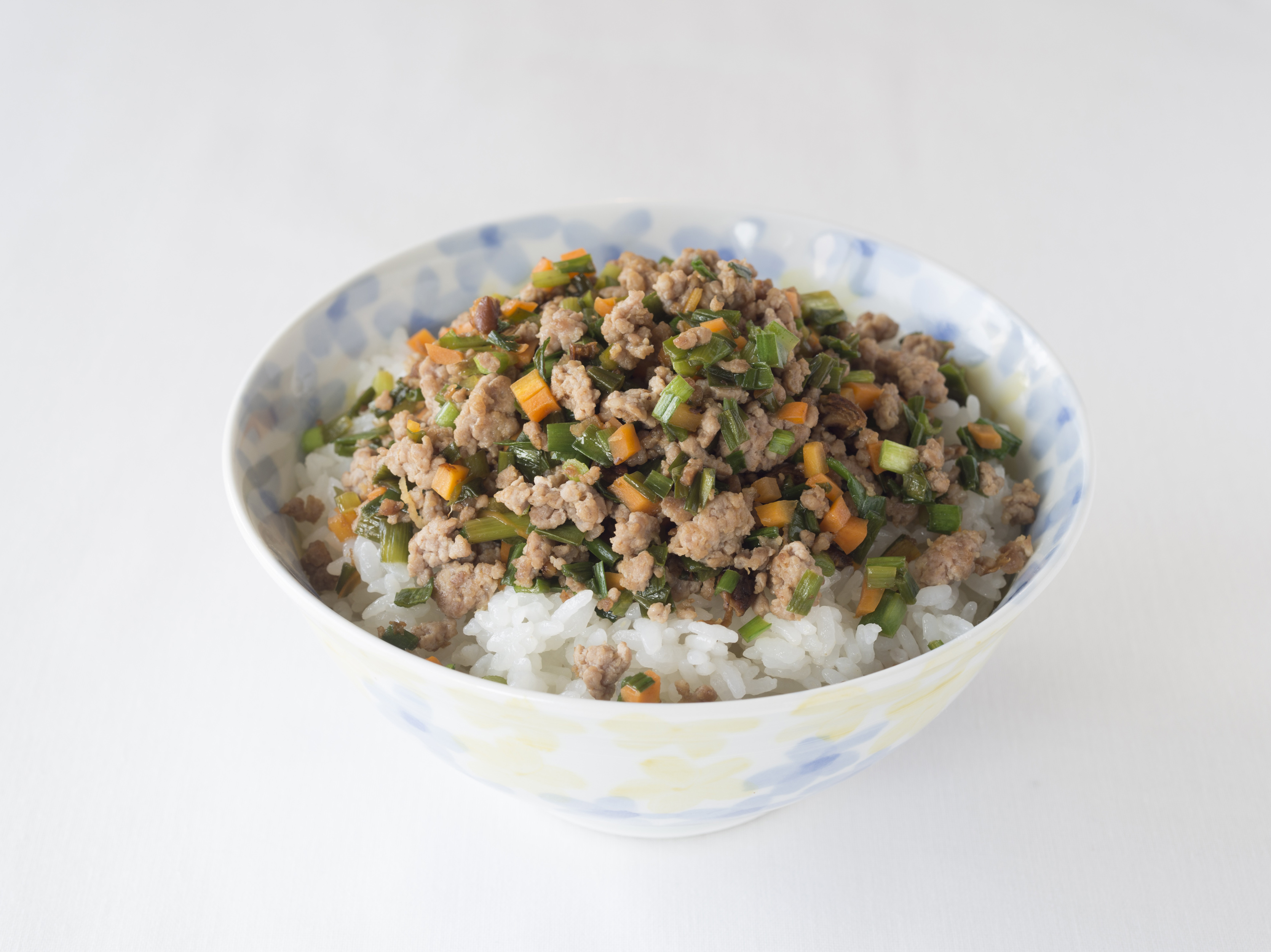 ぽん酢でさっぱり！豚ニラ丼