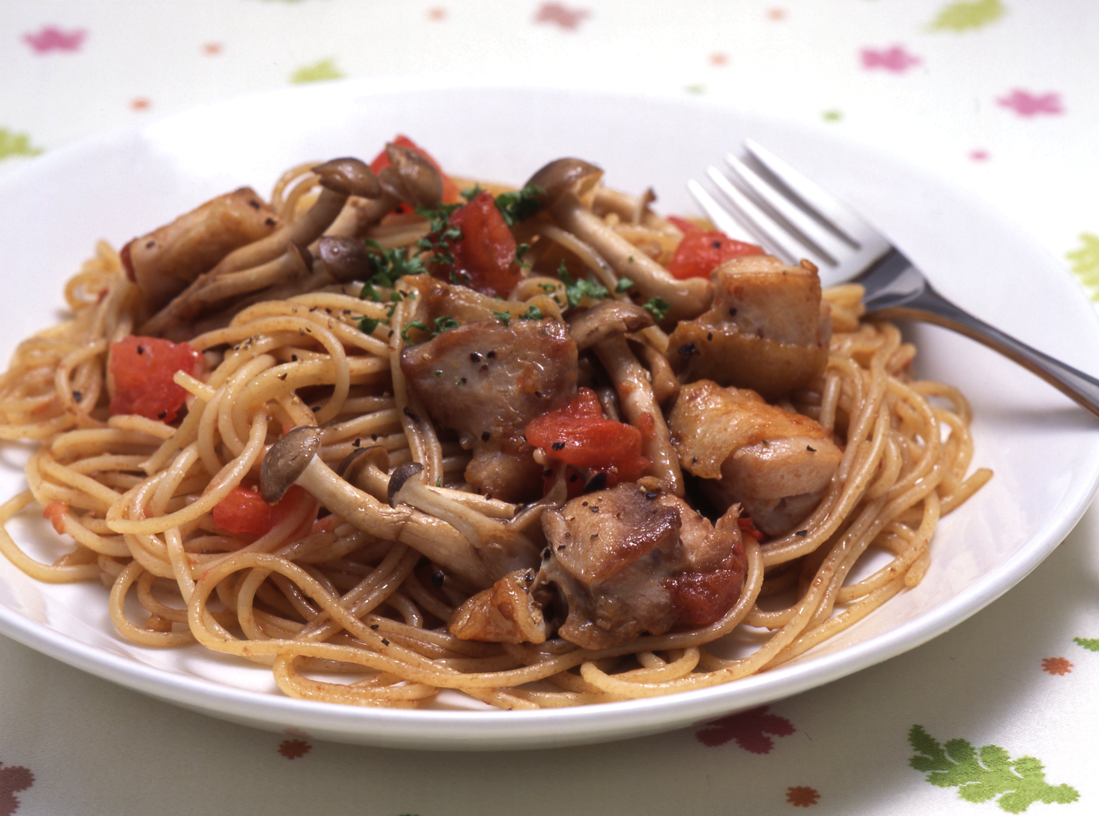 鶏とトマトのスパゲティのレシピ・作り方