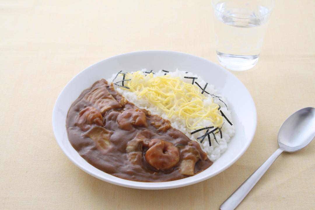 お寿司屋さんのまかない海老カレー