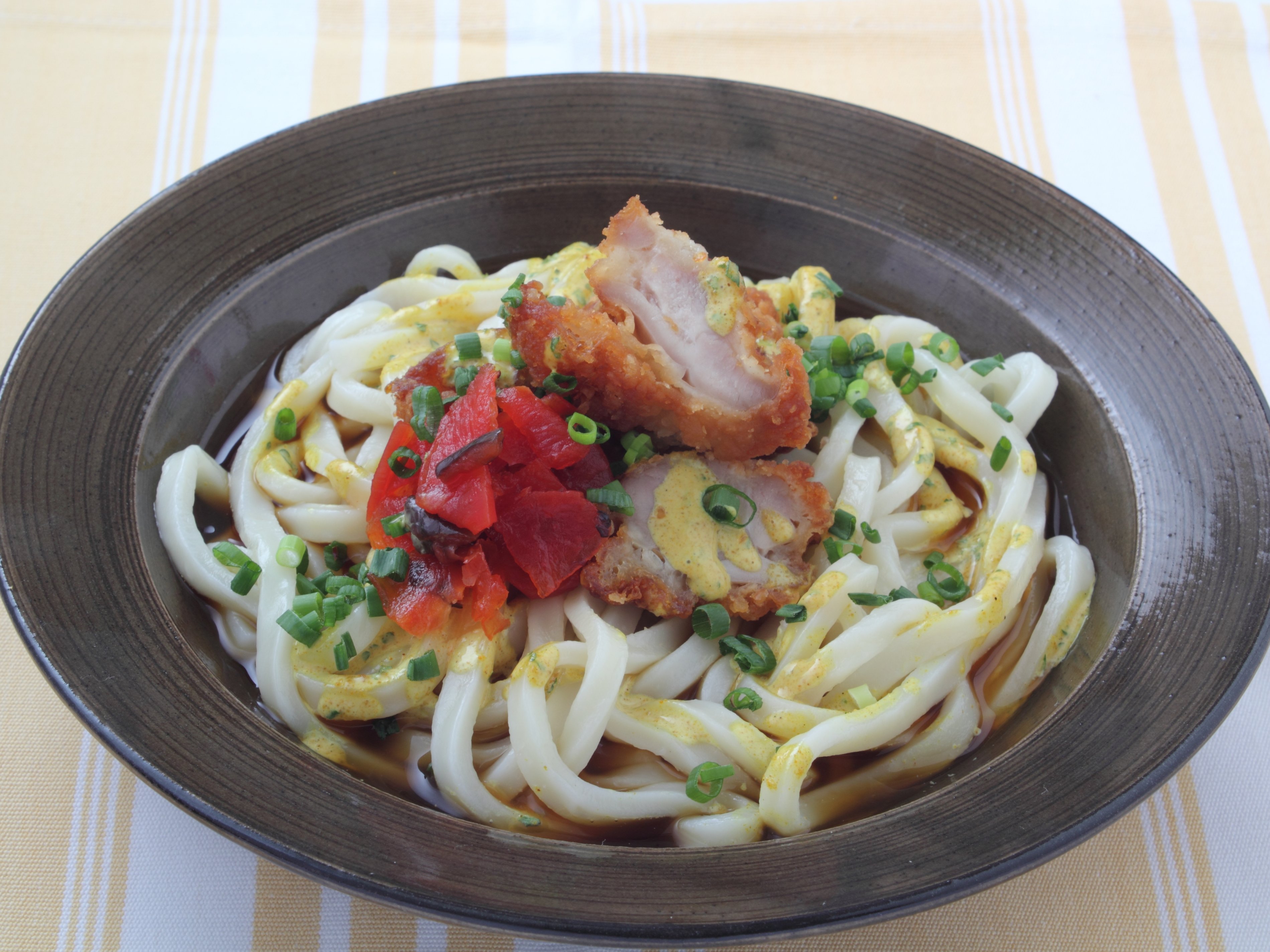 から揚げカレーマヨうどん