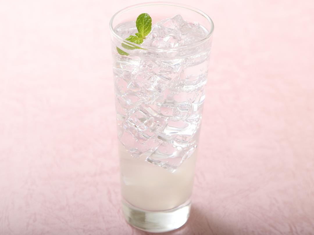 「フルーティス　ピーチライチ」のビネガーサワー