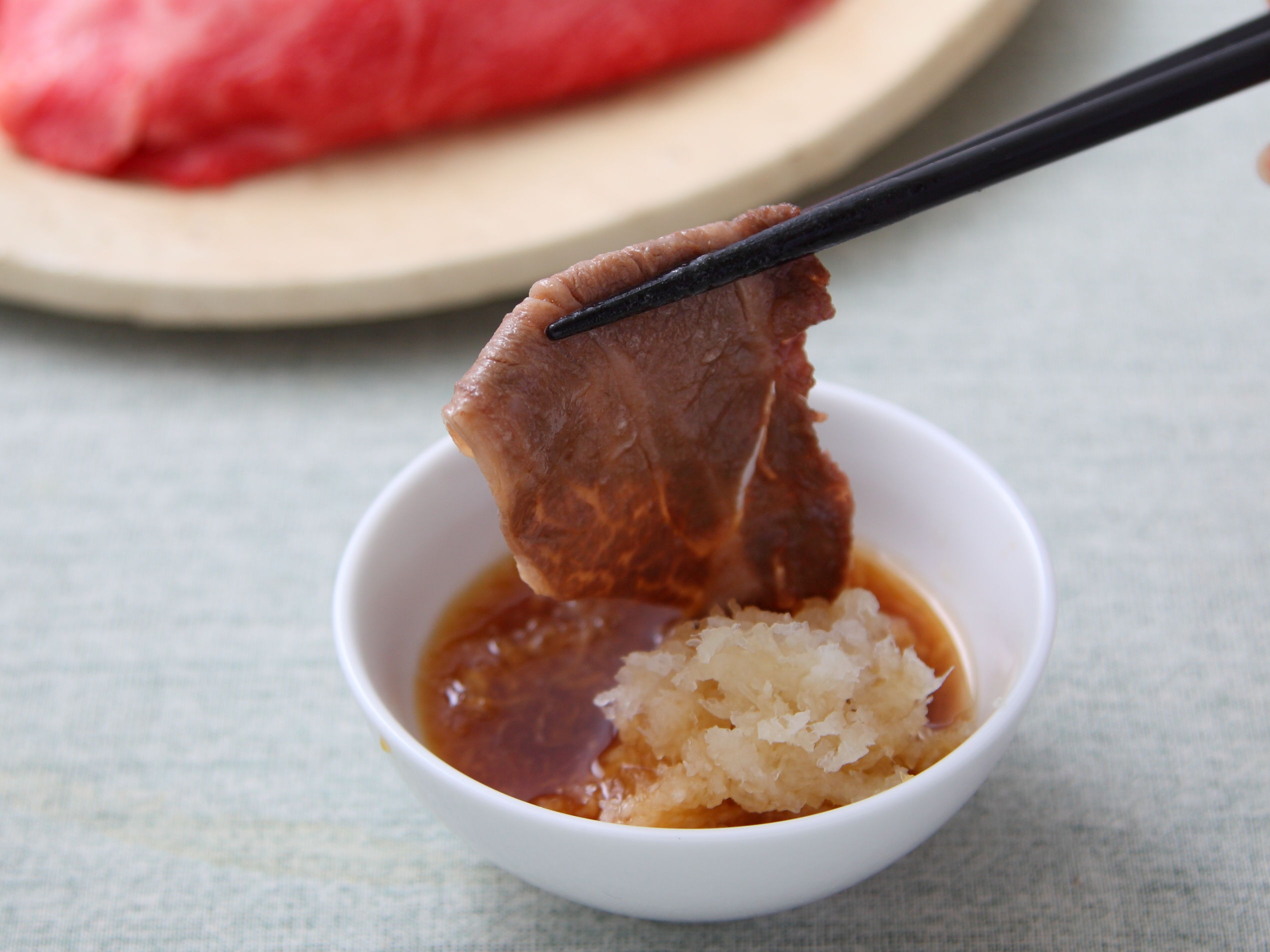 薄切り肉のステーキ　大根おろしぽん酢