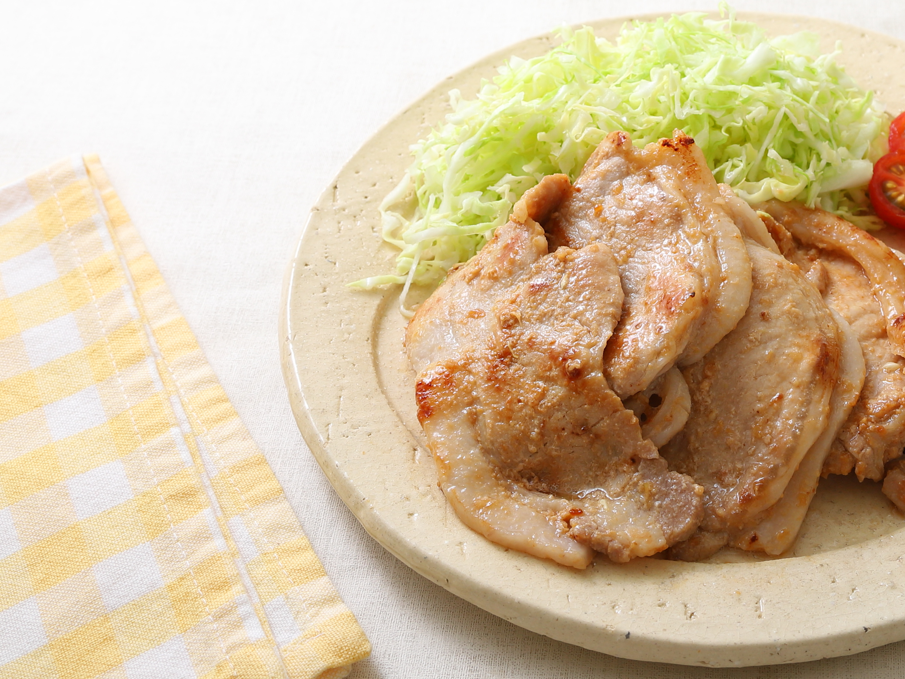 豚のしょうが焼き　塩麹みそ風味