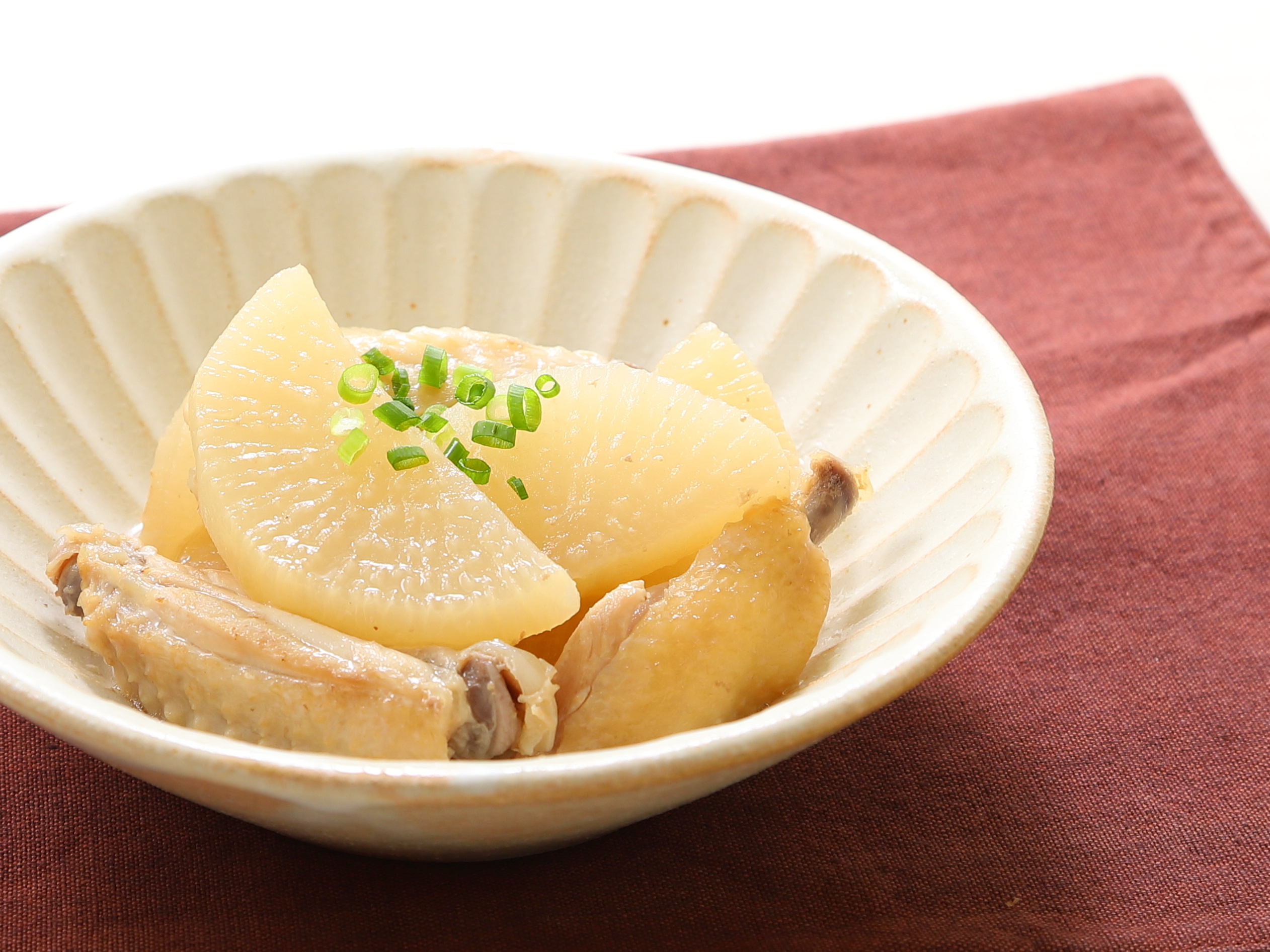 大根と鶏手羽中の煮物