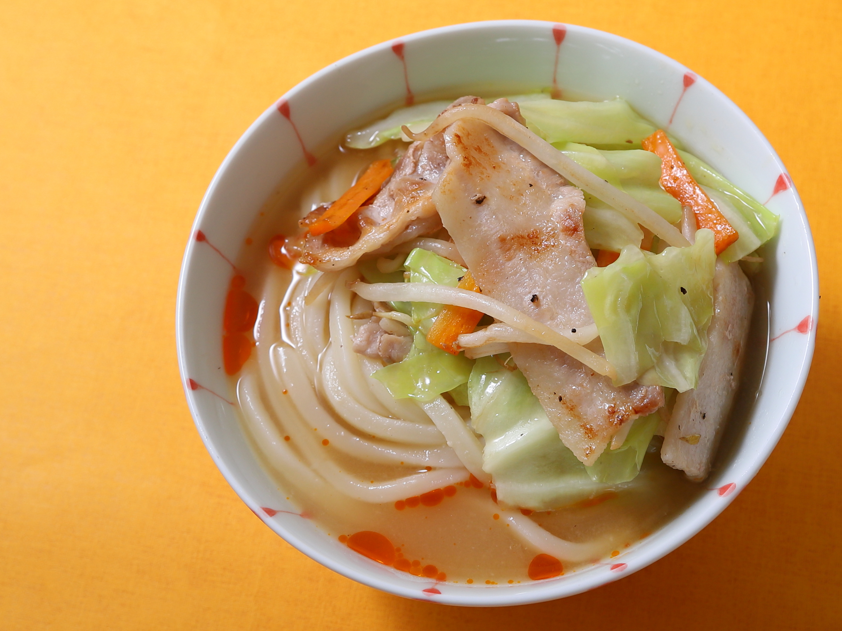 豚バラ野菜の塩麹みそうどん