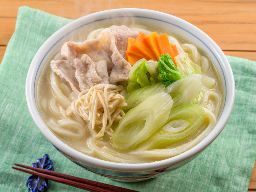 豚肉と野菜のごま豆乳うどんのレシピ・作り方