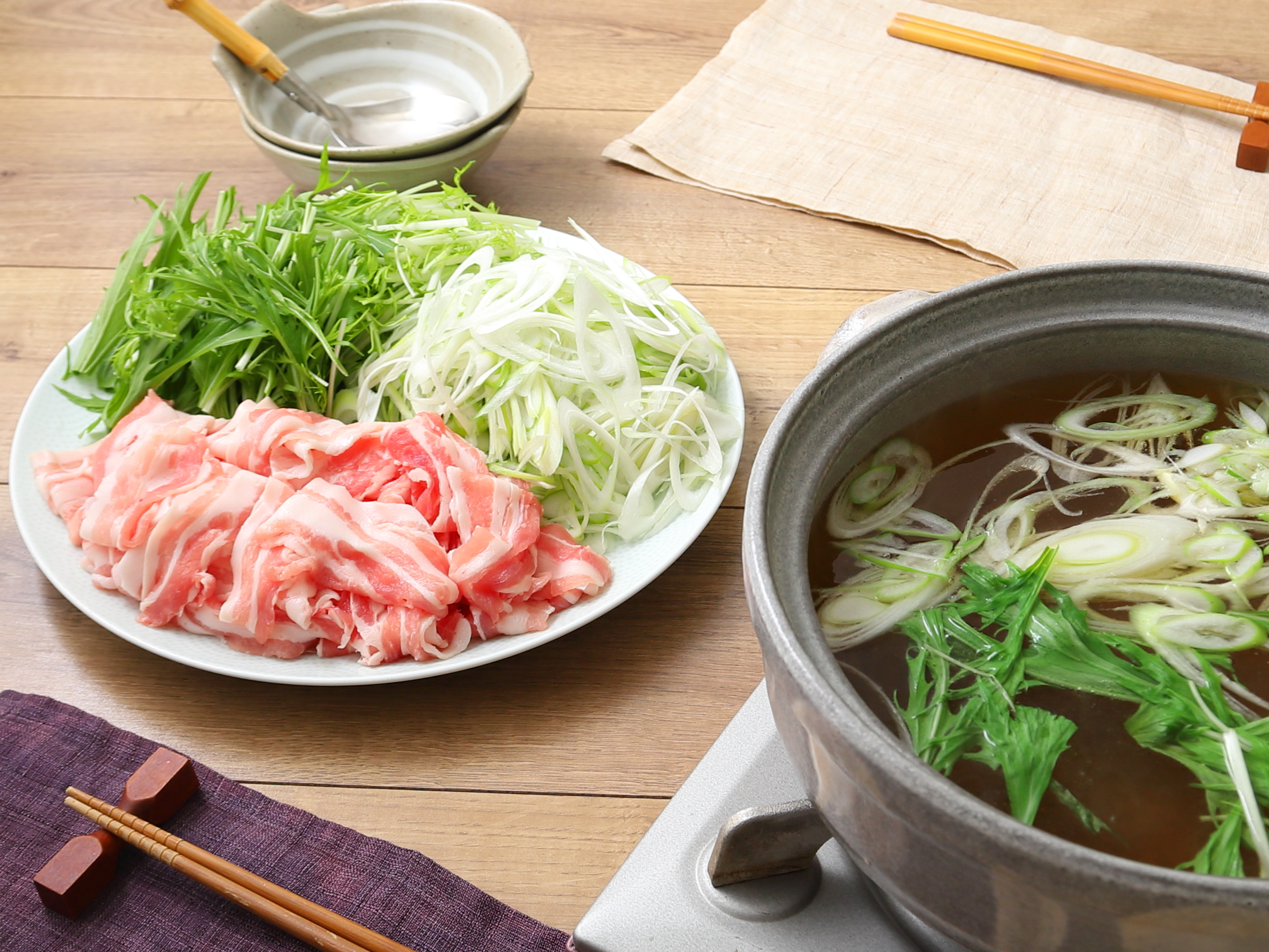 たっぷりねぎと豚バラの地鶏昆布味しゃぶのレシピ・作り方