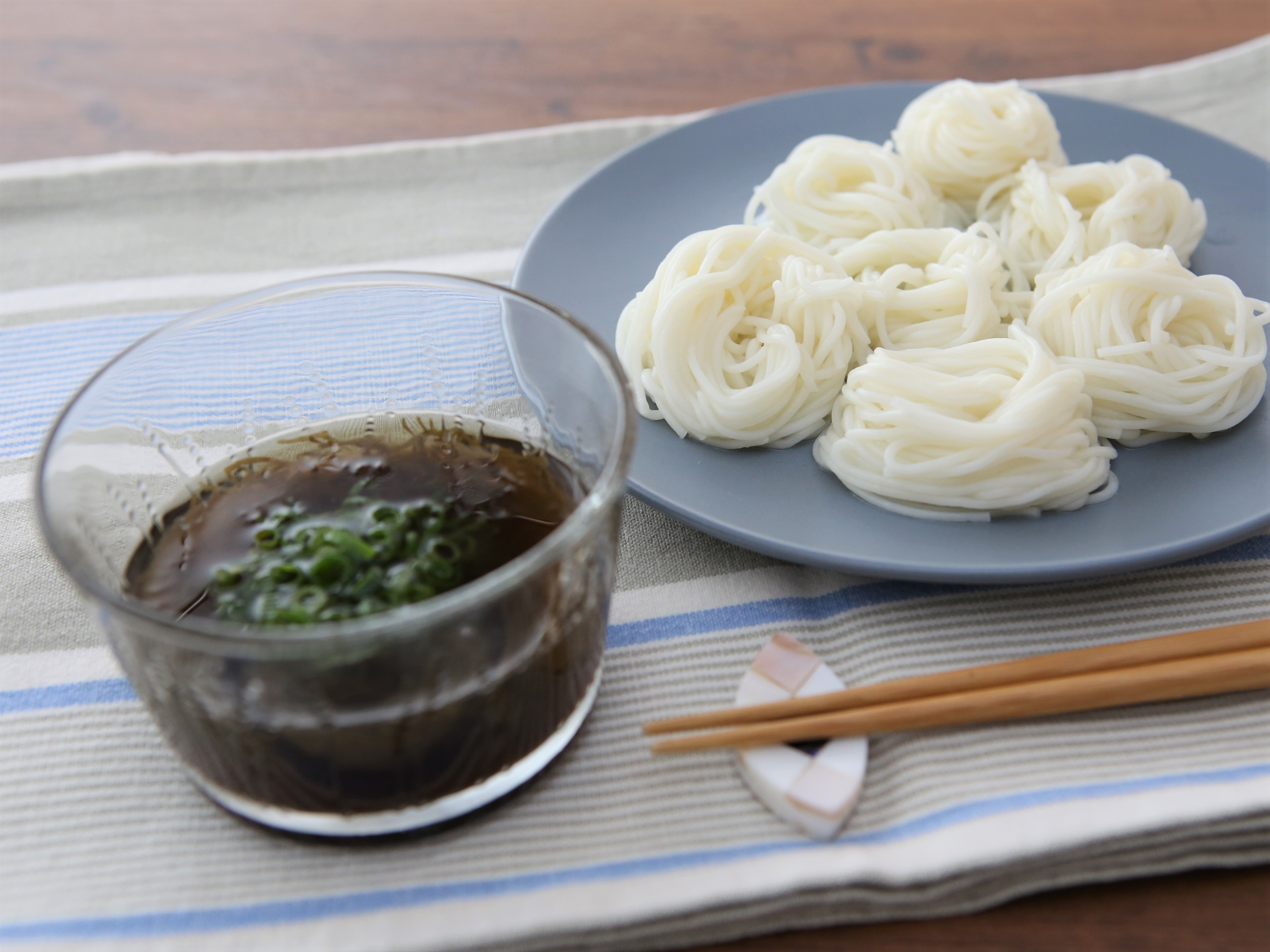 「かおりの蔵」でさっぱり！もずくそうめん