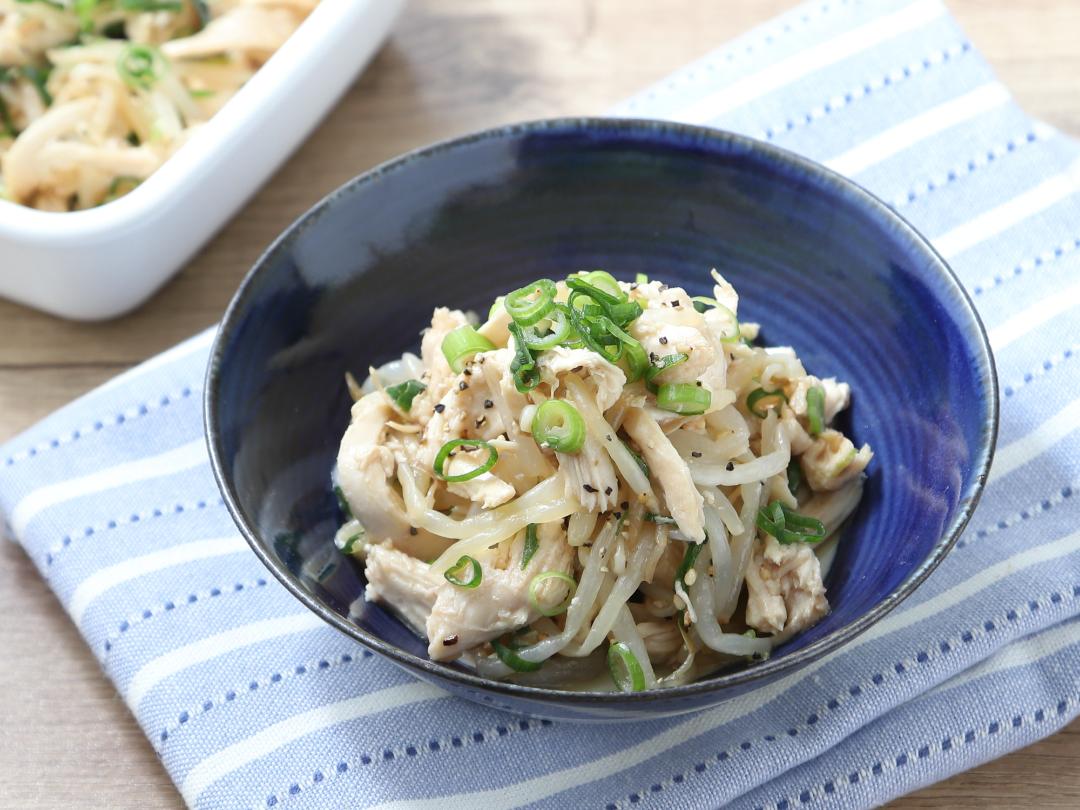 レンジでしっとり！鶏むね肉ともやしのナムル