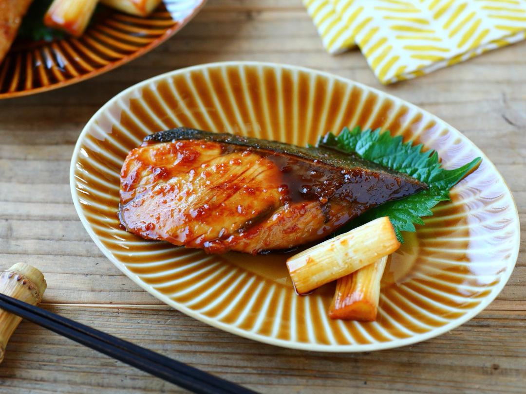 ぶりの甘酢照り焼き（下味冷凍）